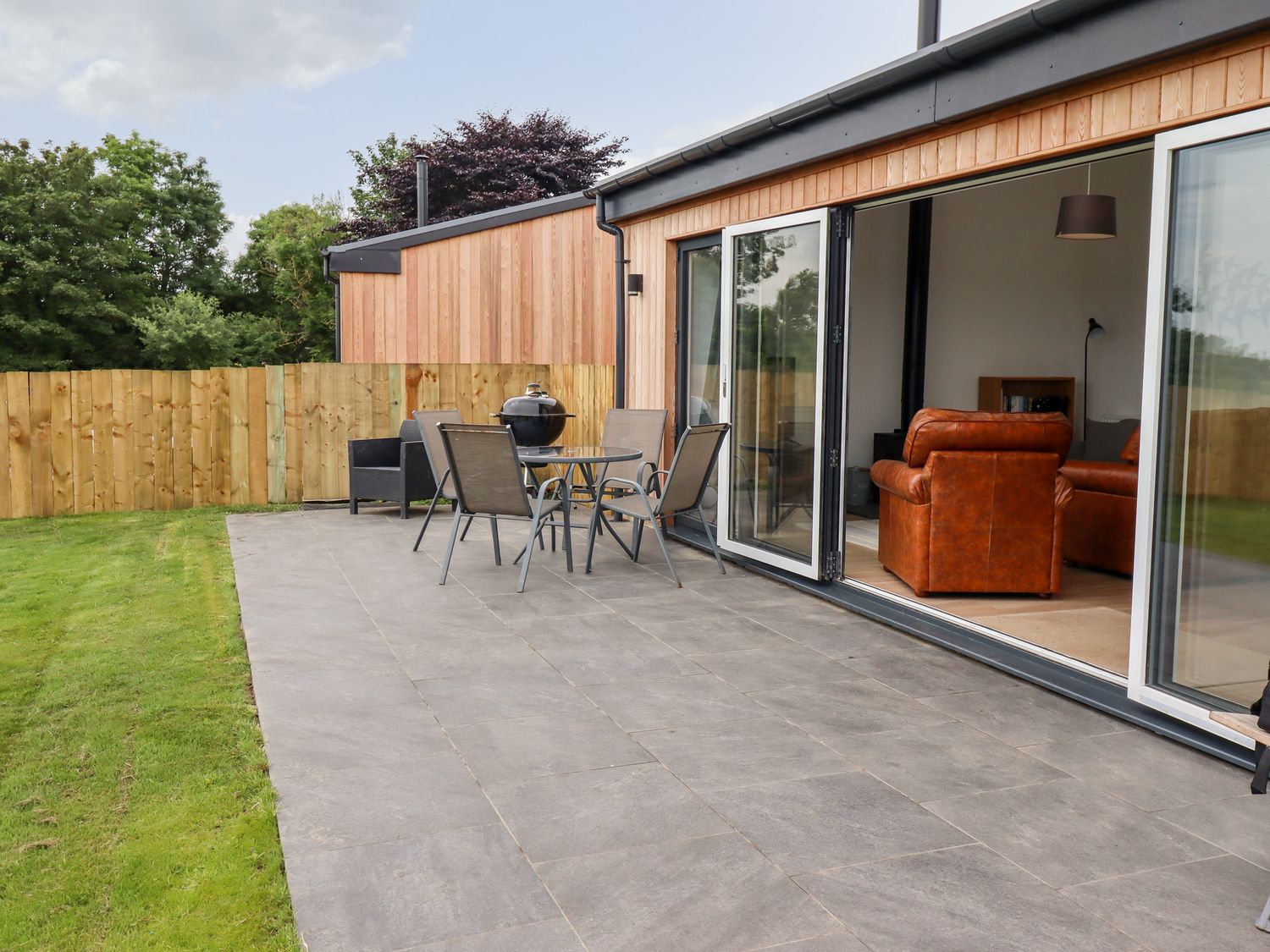 1 Orchard Cottages                     photo 2