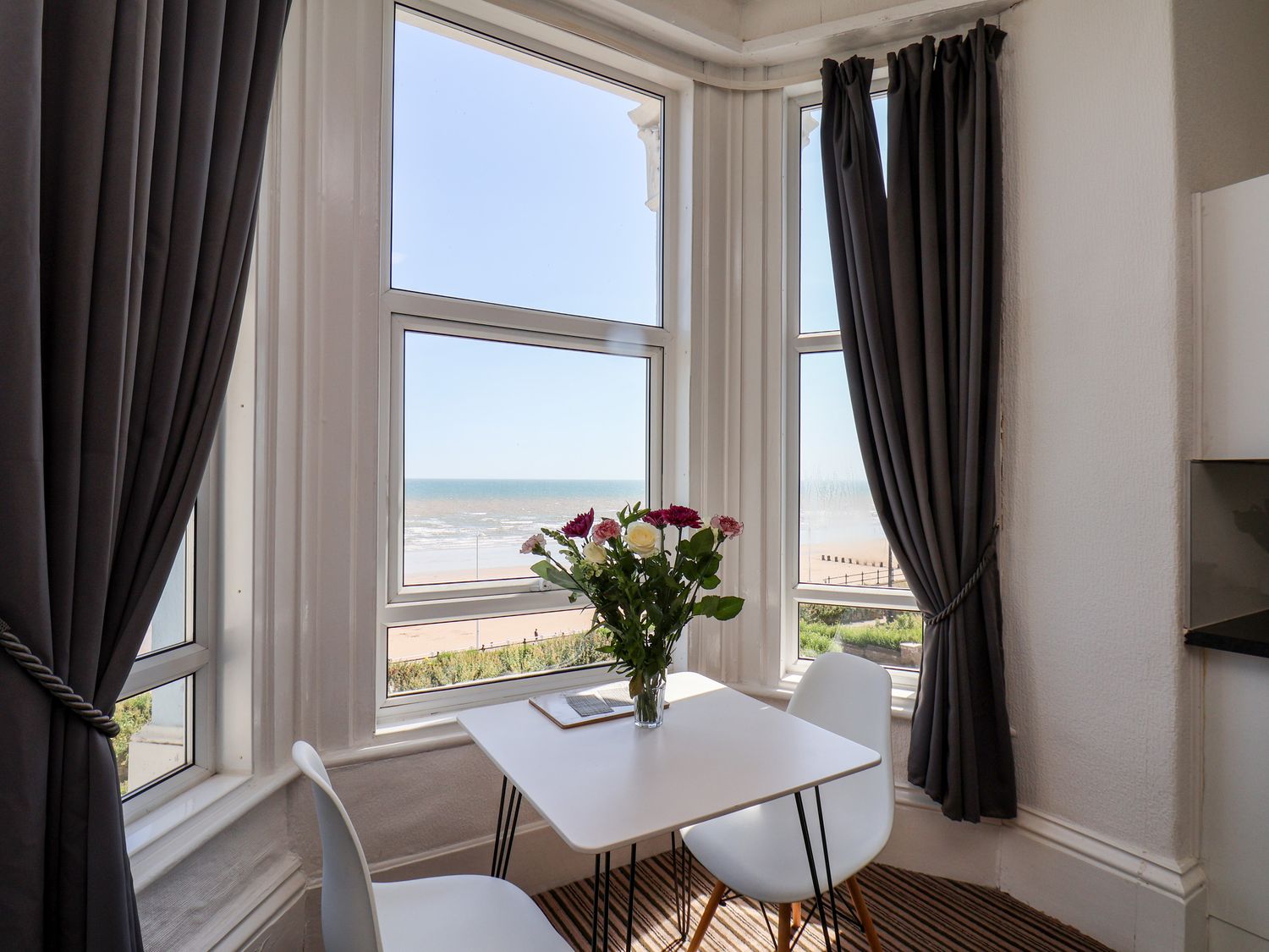 6 Beach View @ Beaconsfield House - North Yorkshire (incl. Whitby) - 1136904 - photo 1