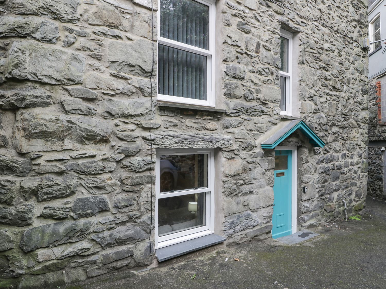 5 Tai Isa Barmouth Holiday Cottage Bird Spot 