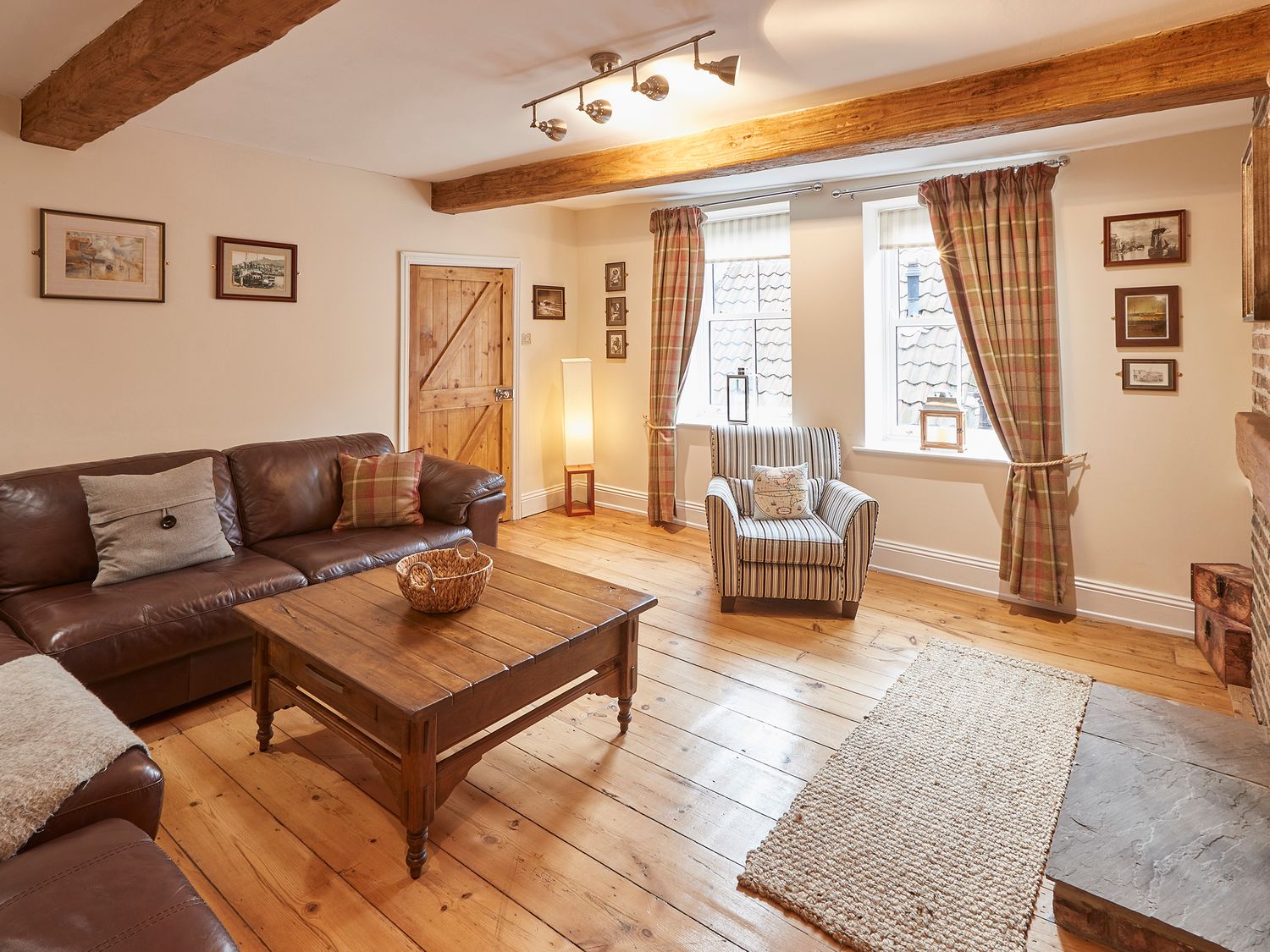 Sanders House - North Yorkshire (incl. Whitby) - 1138769 - photo 1