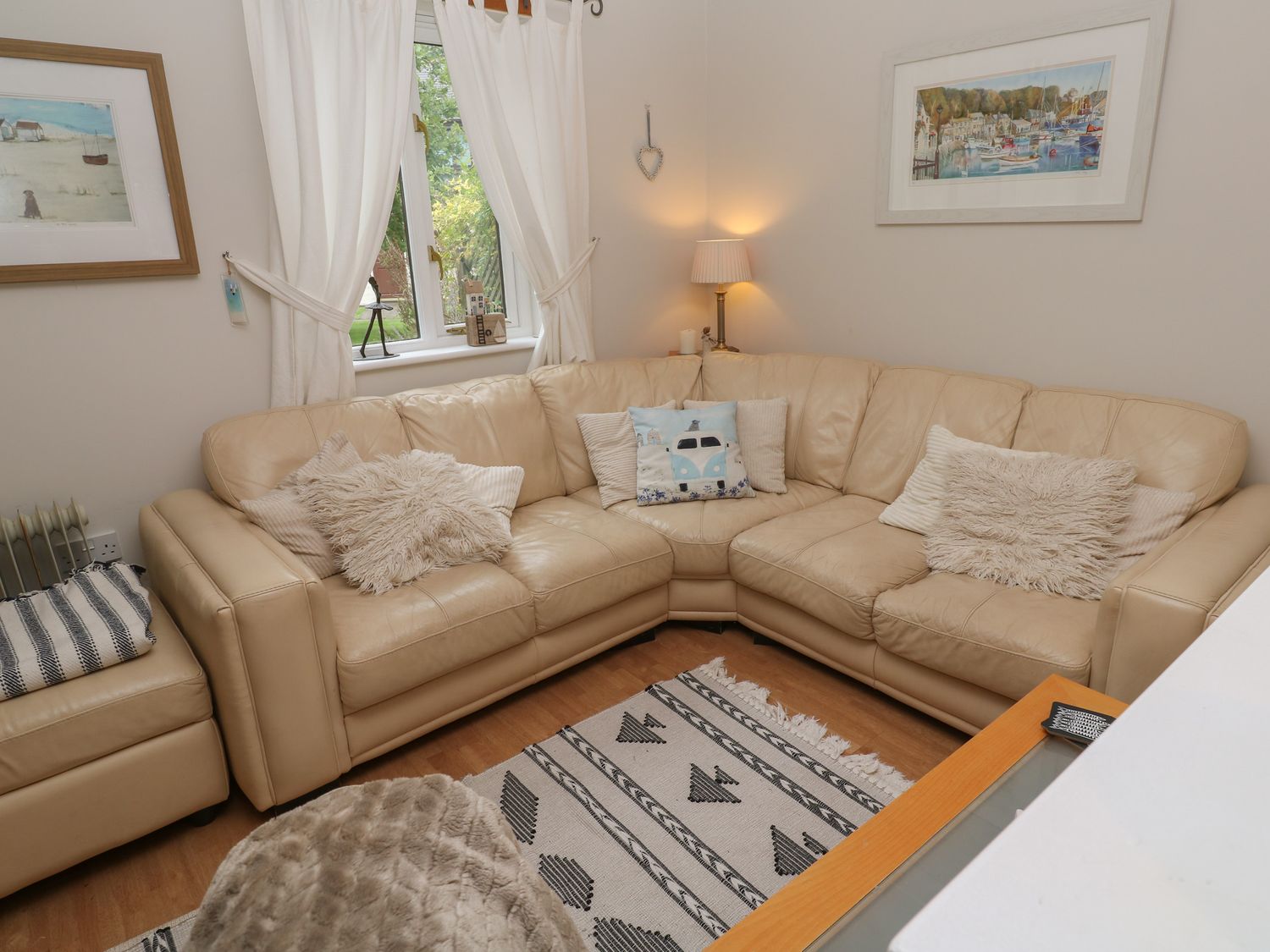Albert's Den                     photo 2