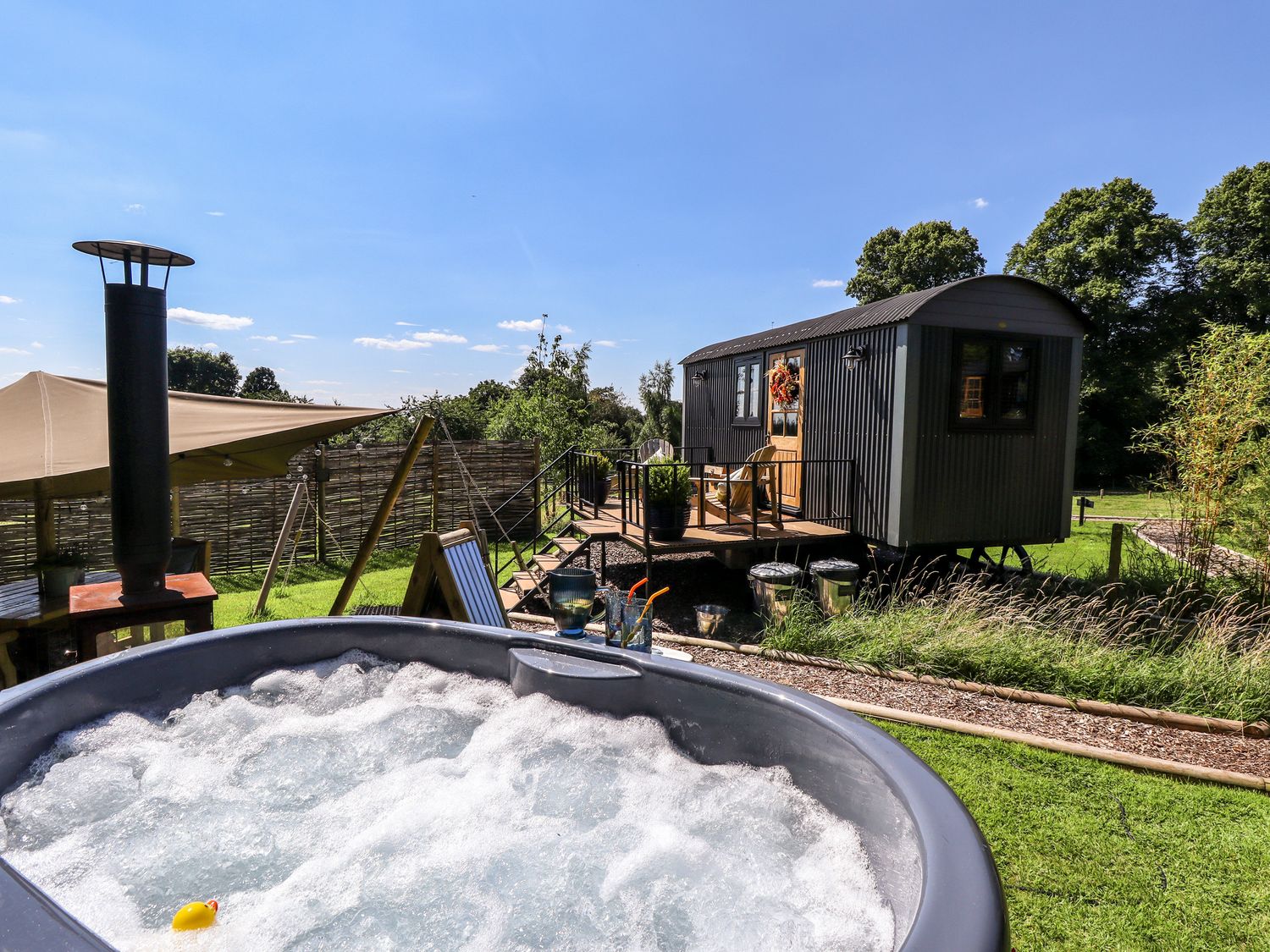 Southdown Luxury Glamping -  - 1140450 - photo 1