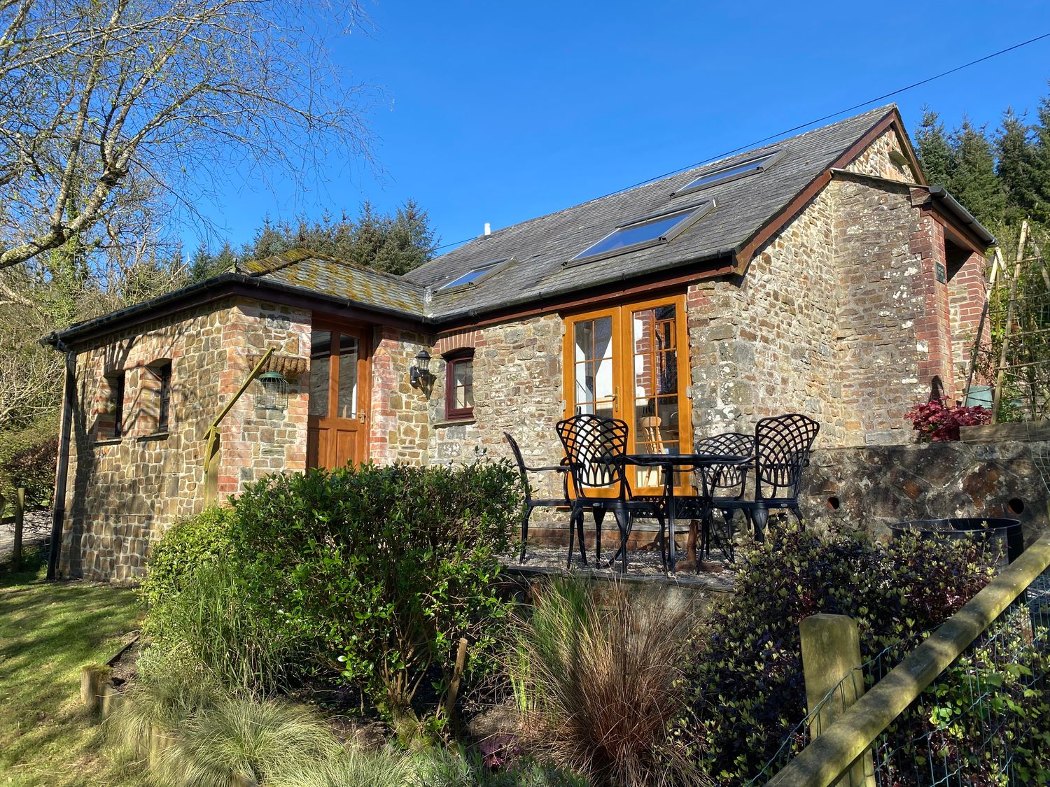 Shipload Cottage photo 2