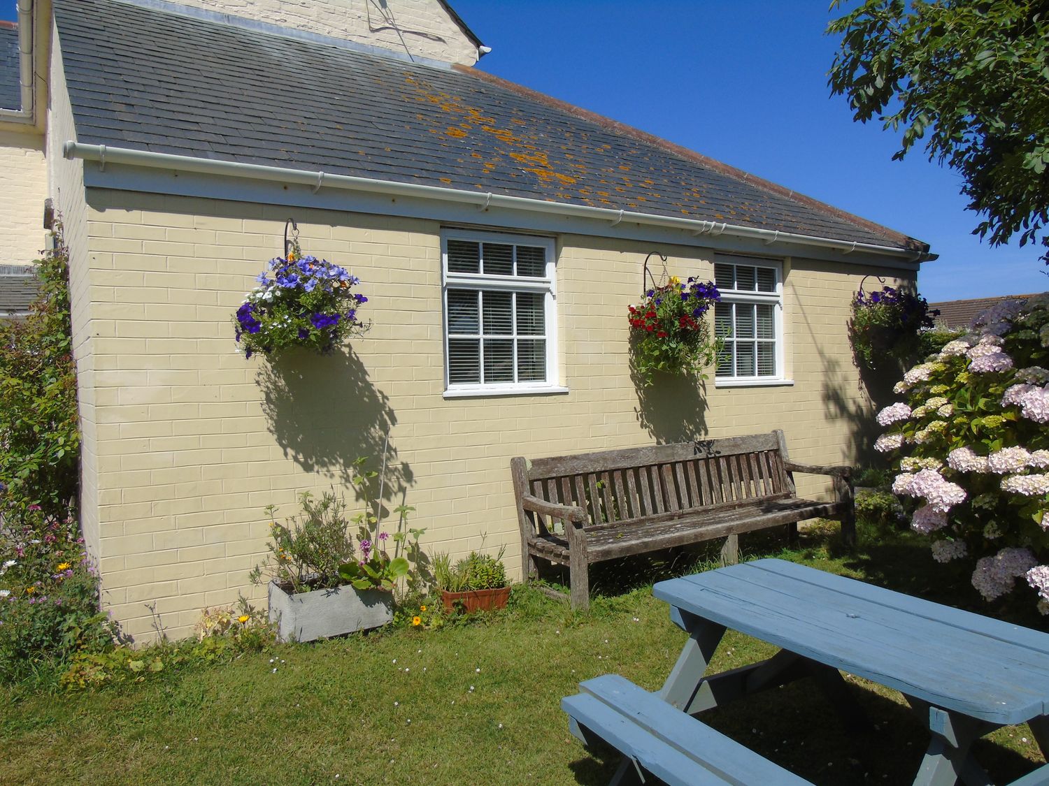 Brick Cottage                     photo 27