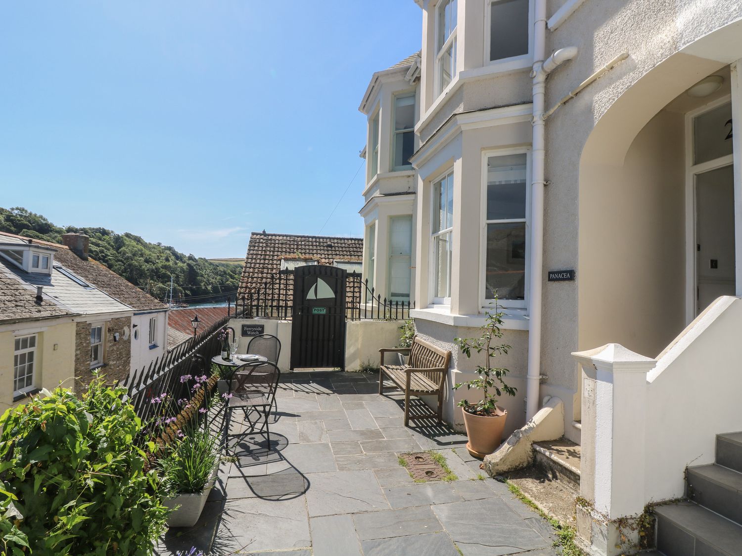 21 Passage Street (formerly Panacea)                     photo 2