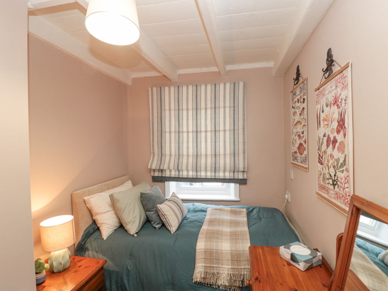Bedroom Rose Lea Staithes ( Ref 1145839 ) Book Staithes holiday rental for 3 guests in North Yorkshire