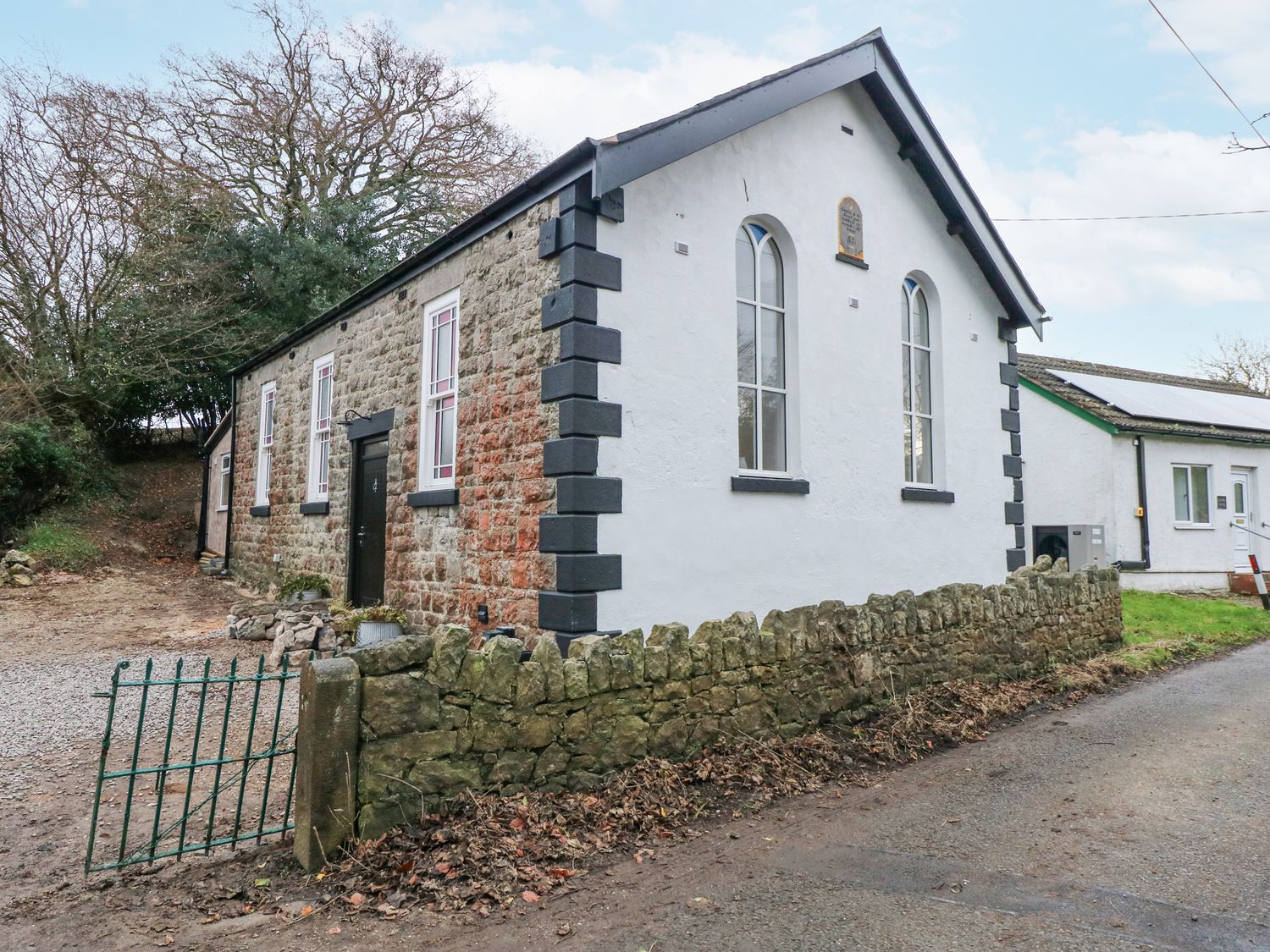 The Old Nant-y-Fflint Chapel - North Wales - 1149119 - photo 1