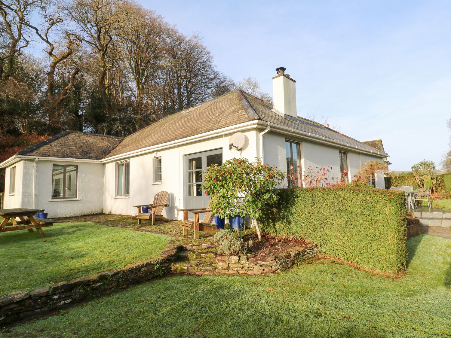 Ruan Dinas                     photo 2