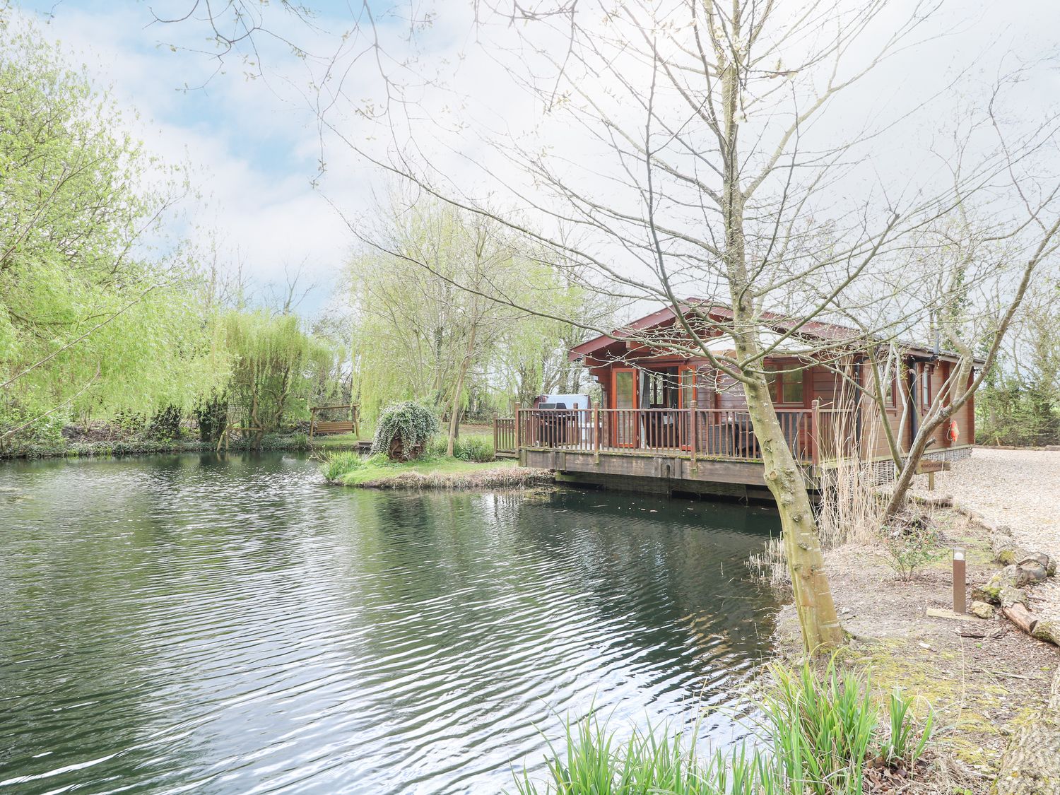 Kingfisher Lodge                     photo 2