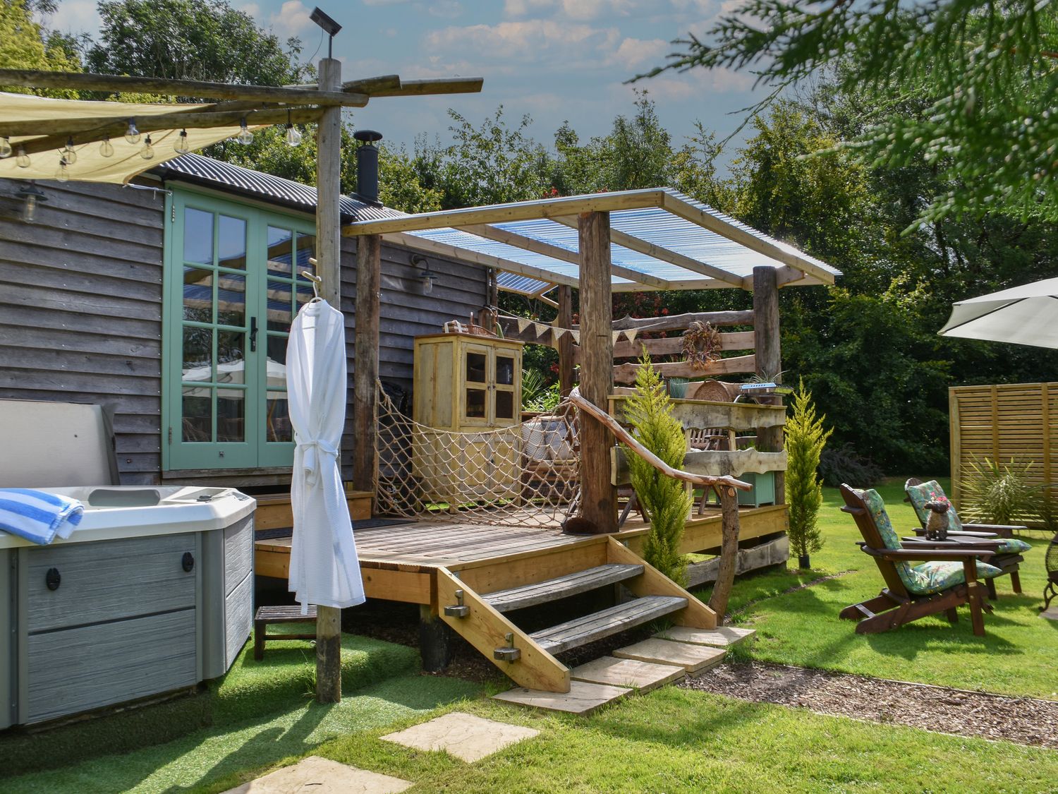 Burr 2 Shepherds Hut - Devon - 1154502 - photo 1