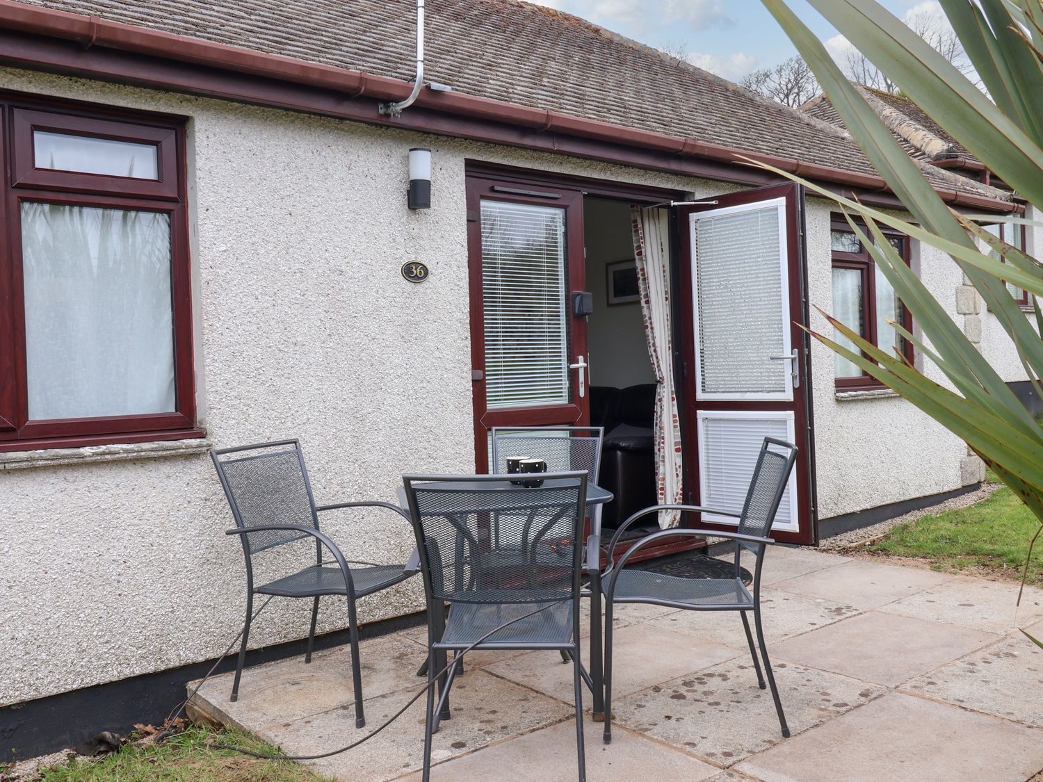 Kenegie Cottage                     photo 2