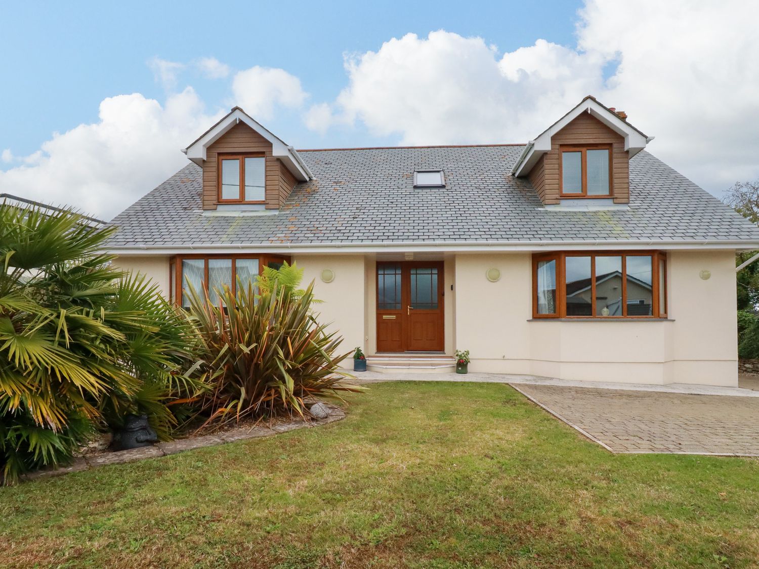 Pentire Reach                     photo 2