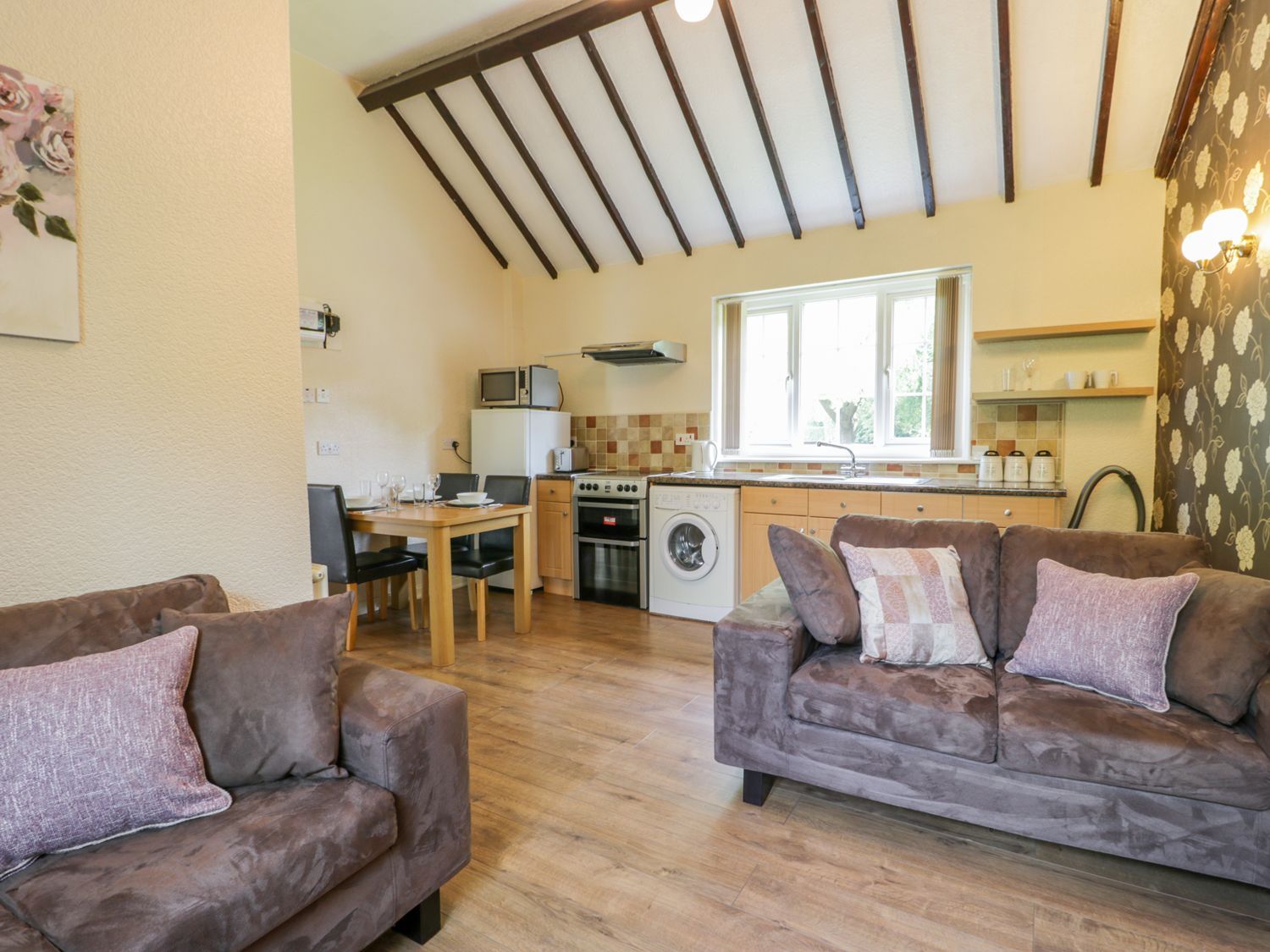 Lupin Cottage open plan living area ( Ref 1156523 ) Holiday cottage at Orchard Farm Hunmanby near Filey North Yorkshire