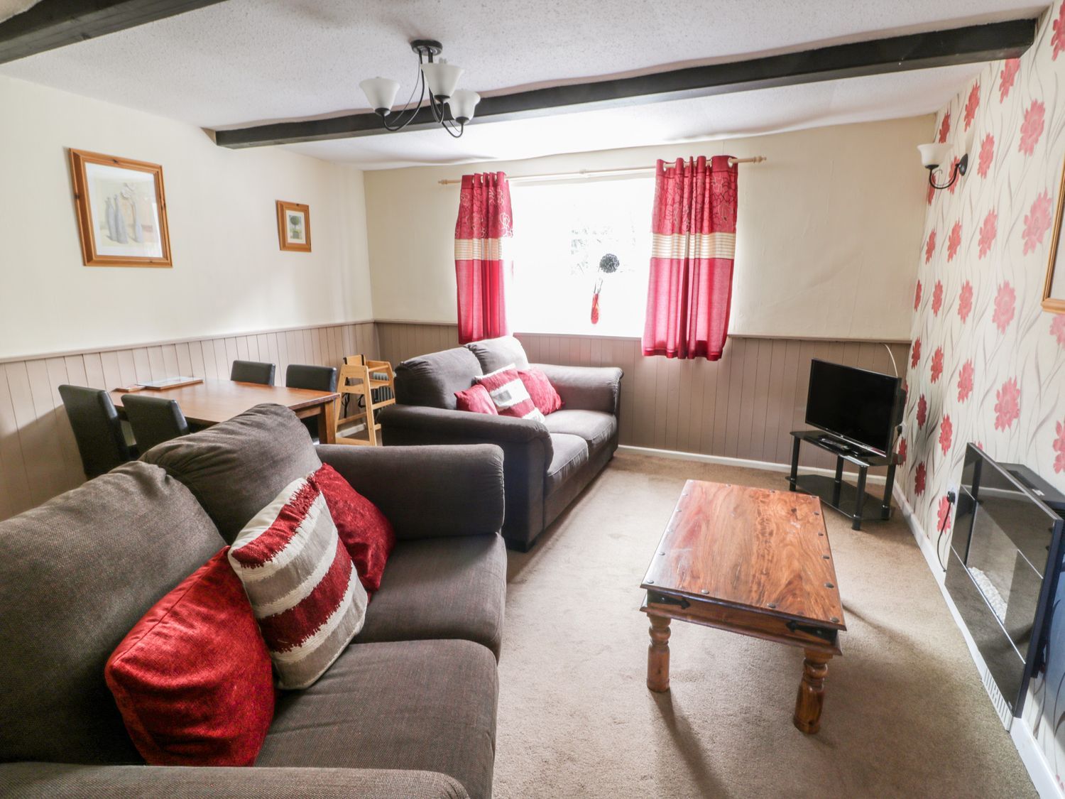 Living/dining room at Willow Cottage ( Ref 1156526 ) Holiday cottage at Orchard Farm Hunmanby near Filey North Yorkshire