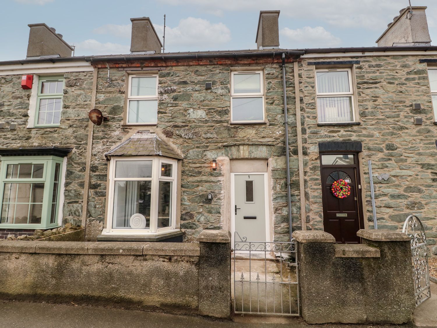 1 Mona Terrace - Anglesey - 1156807 - photo 1