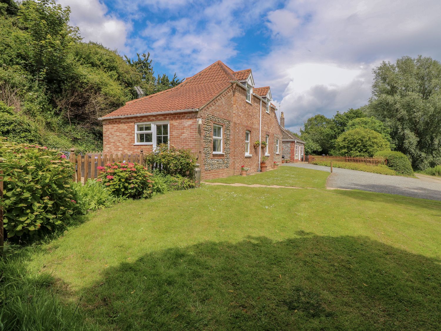 Dairy Cottage - Norfolk - 1157369 - photo 1