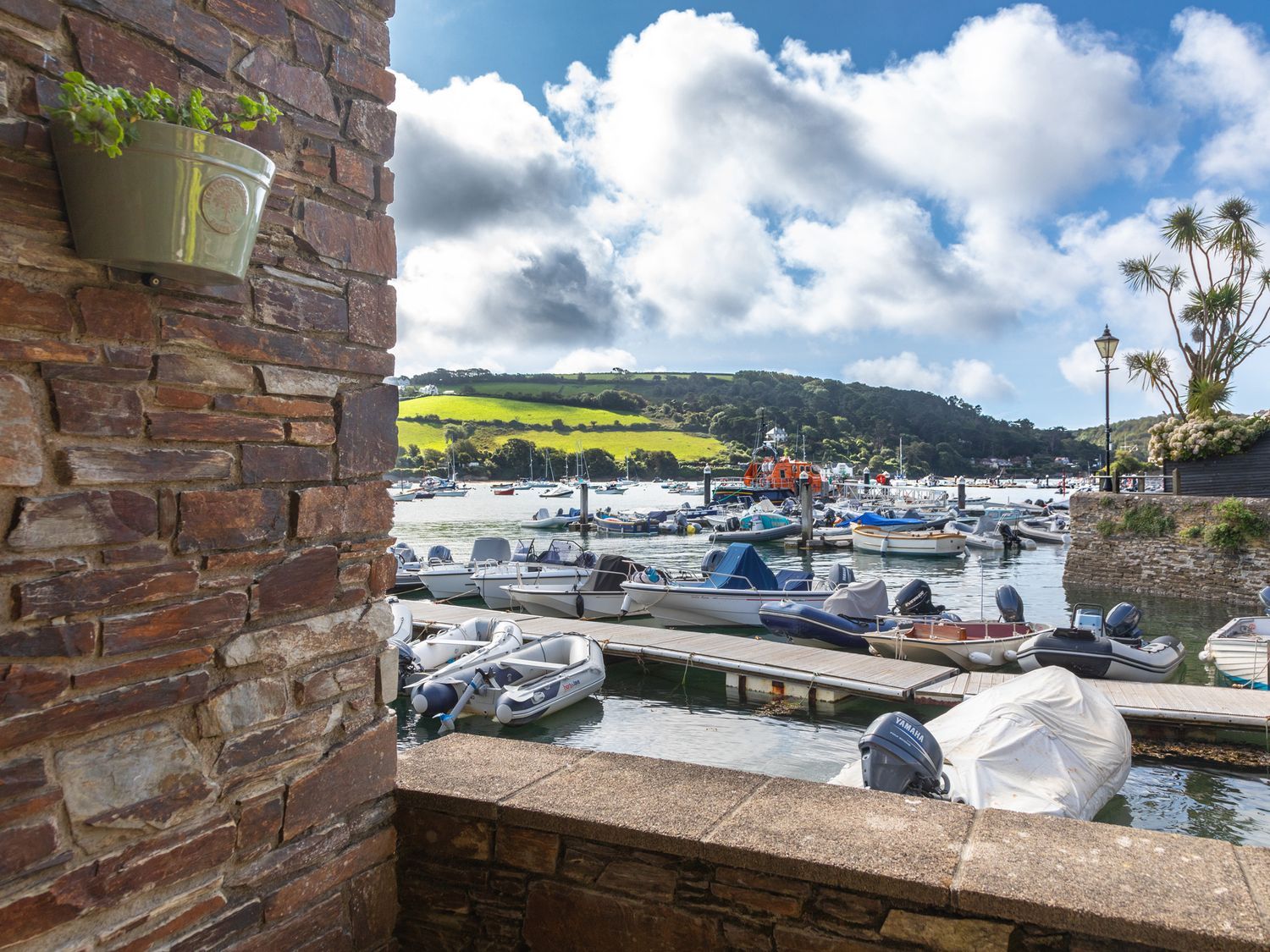 7 Island Quay                     photo 2