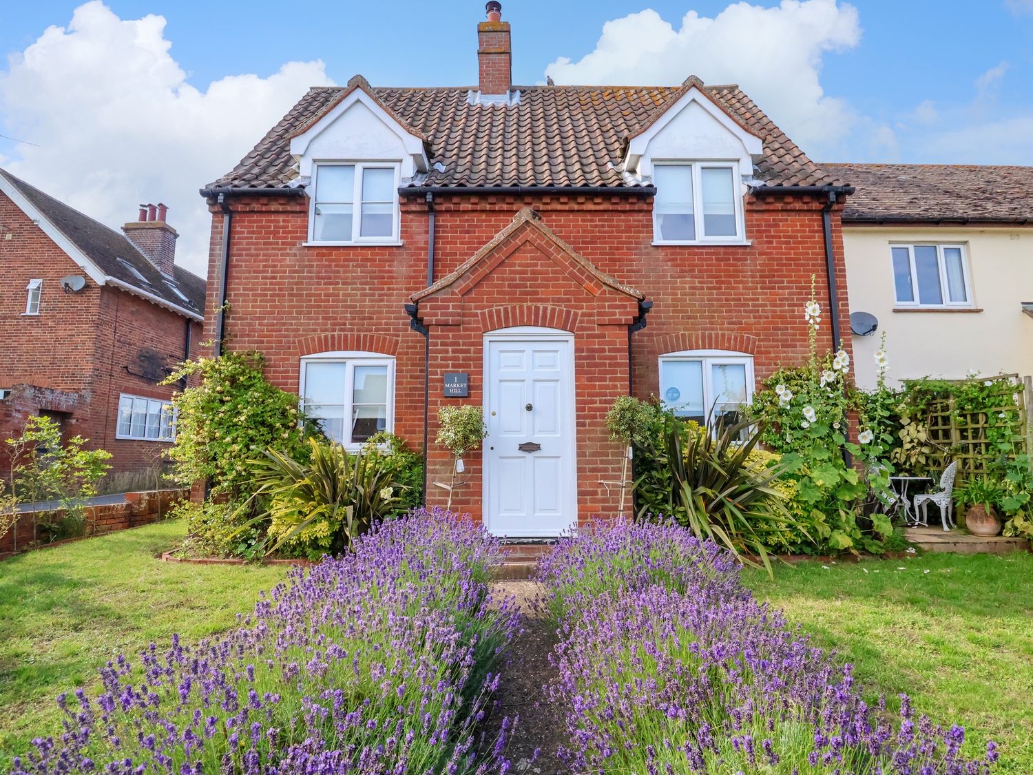 1 Market Hill - Suffolk & Essex - 1158457 - photo 1