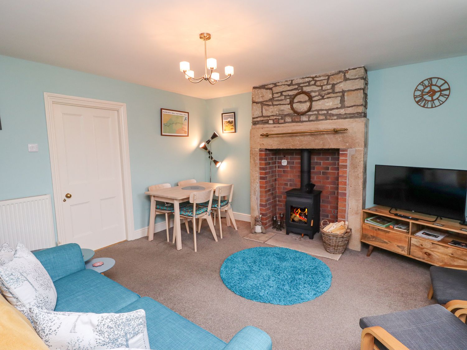 Woodcutters Cottage                     photo 2