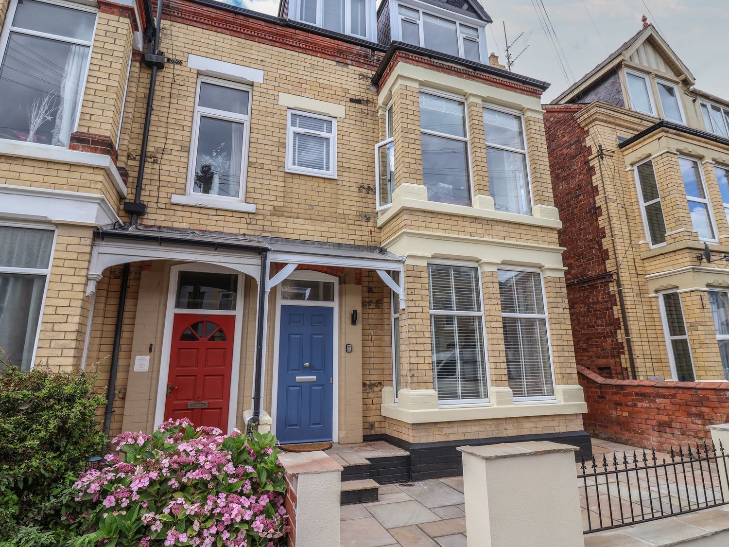 Coral Villa - North Yorkshire (incl. Whitby) - 1159062 - photo 1