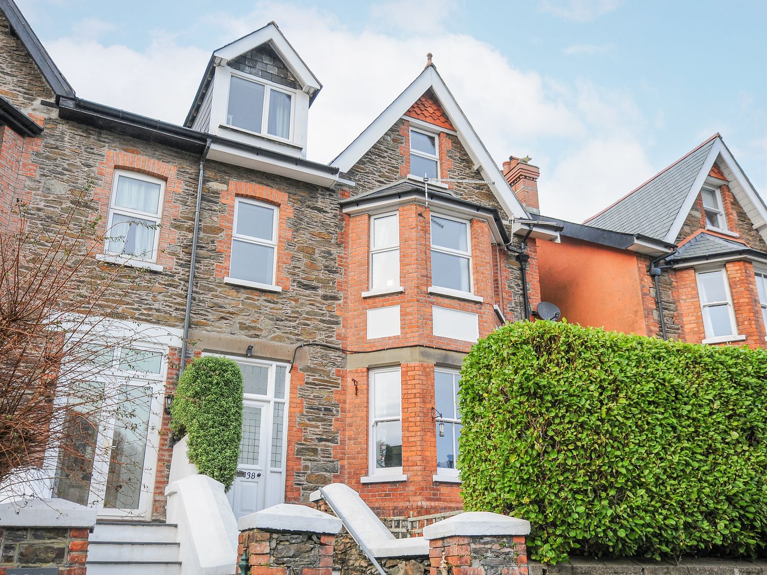 Eden House                     photo 2