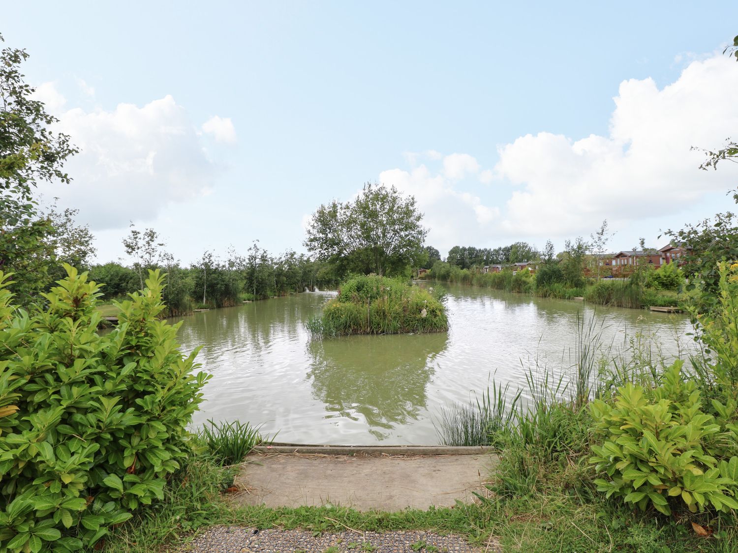 Lodge 26, Fishing Lakes                     photo 27