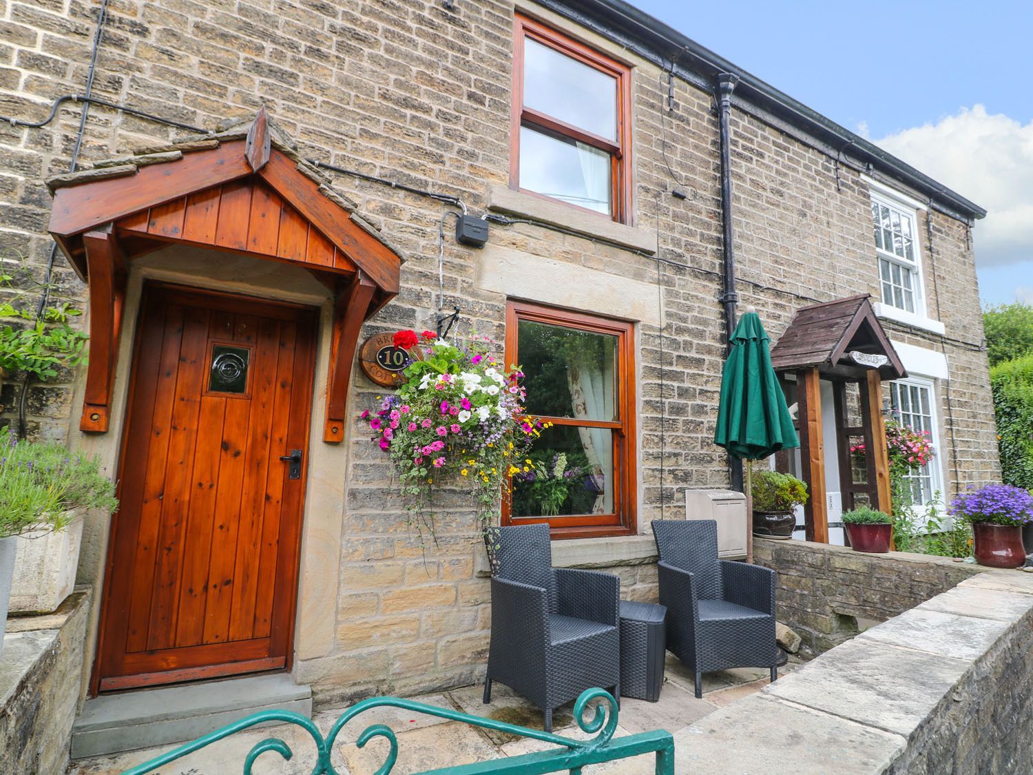 Brook Cottage - Peak District & Derbyshire - 1160128 - photo 1