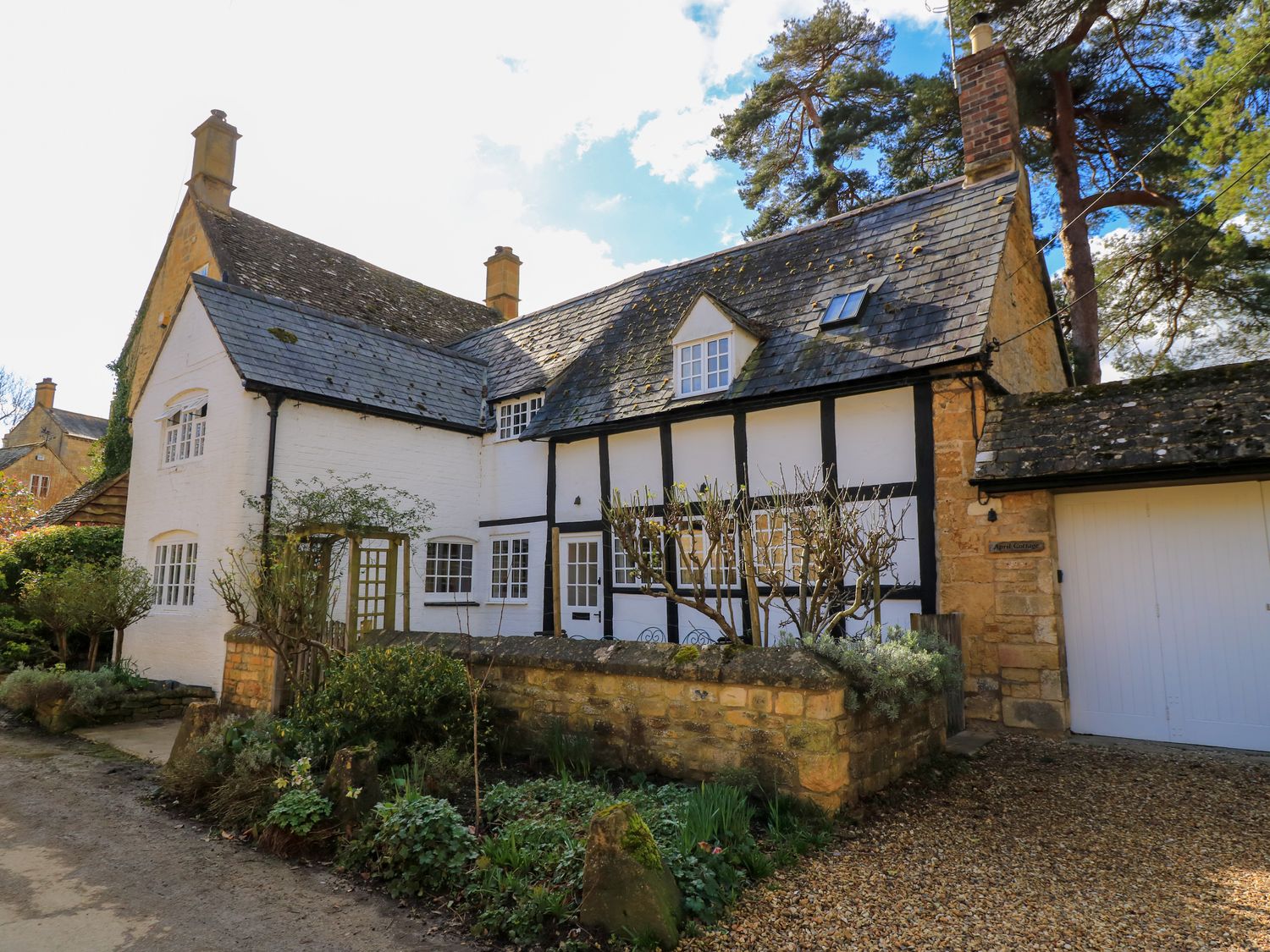 April Cottage - Cotswolds - 1163116 - photo 1