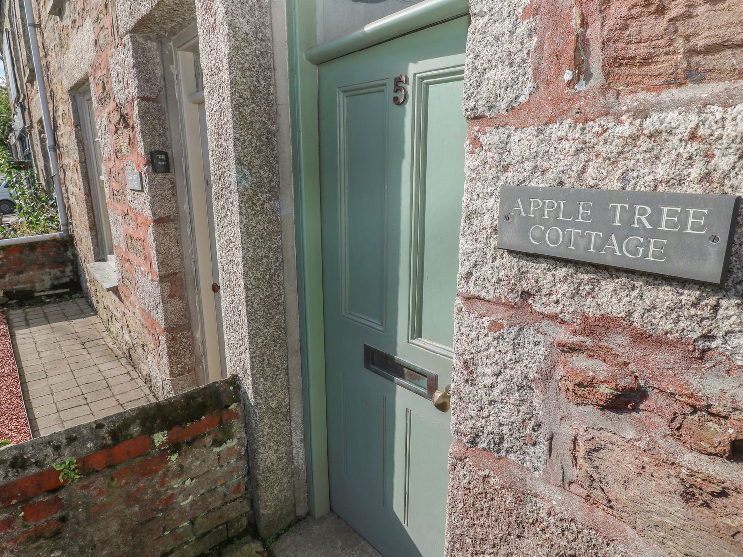 Apple Tree Cottage                     photo 2