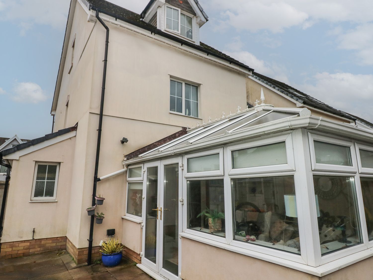 Alban Road                     photo 14