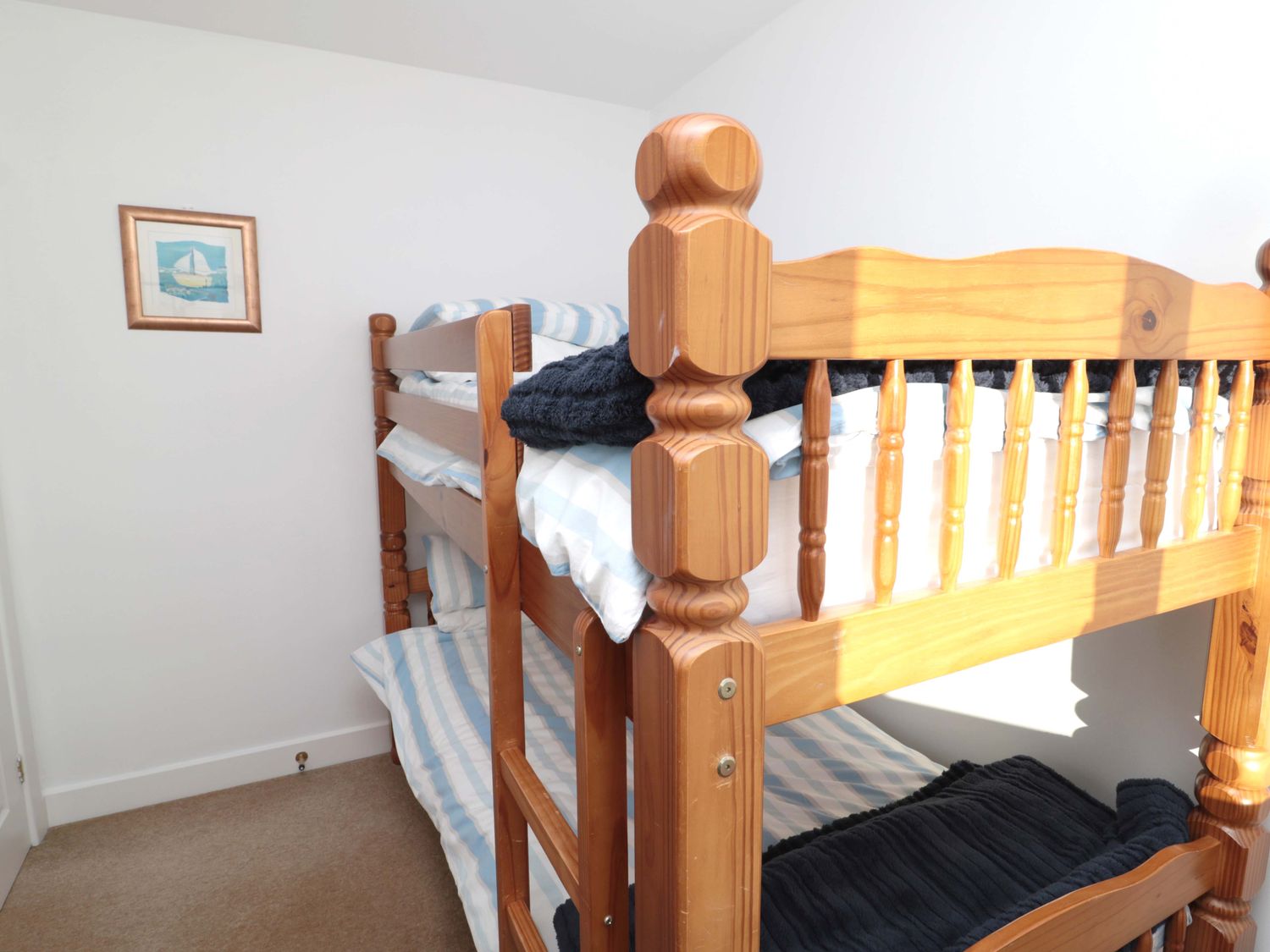 Coastal Retreat                     photo 28