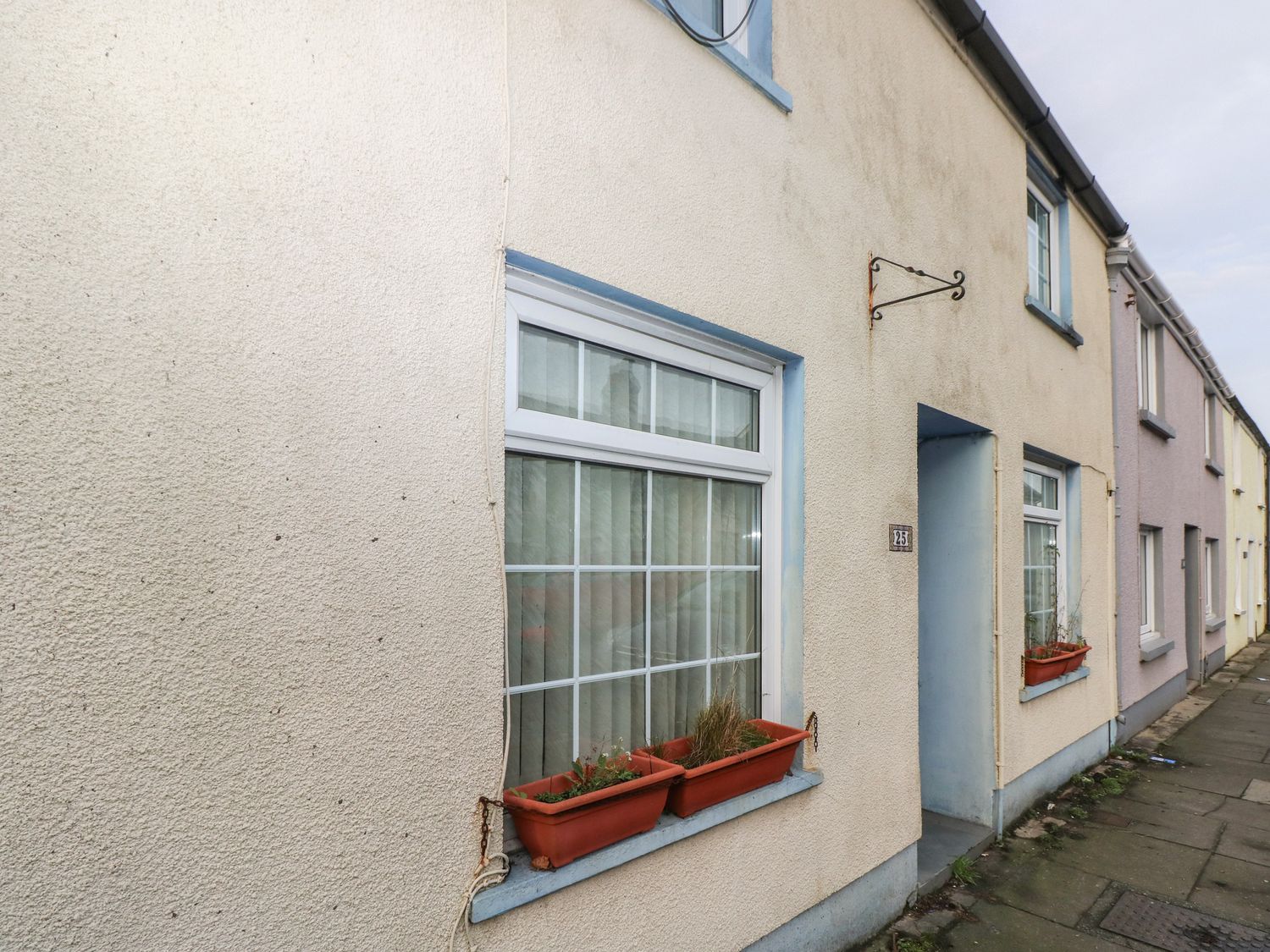 25 St. James Street                     photo 22
