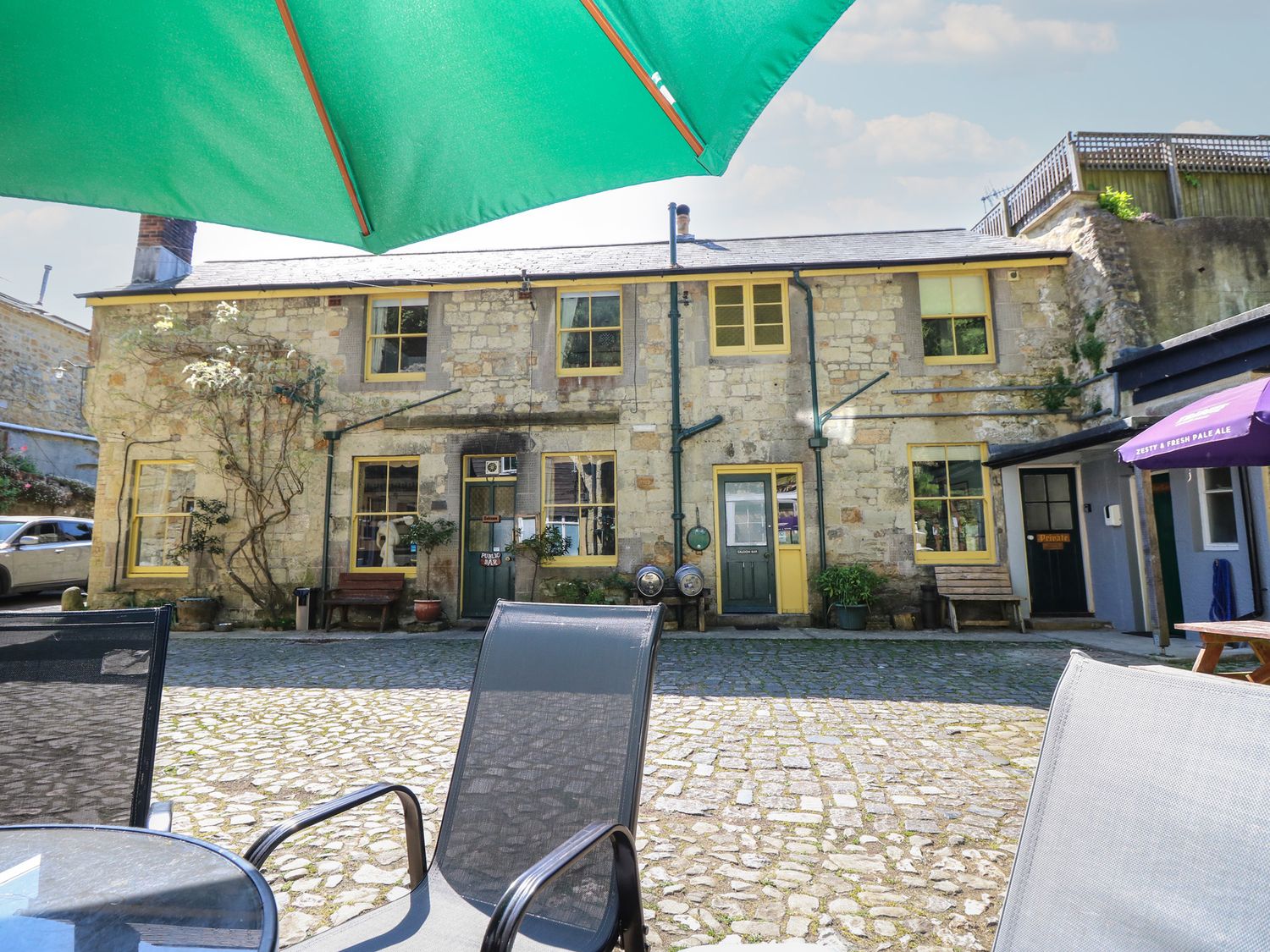 The Hayloft - Isle of Wight & Hampshire - 1167864 - photo 1