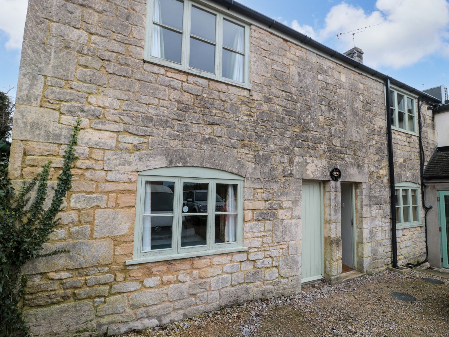 Suite 3 - Cotswolds - 1168235 - photo 1