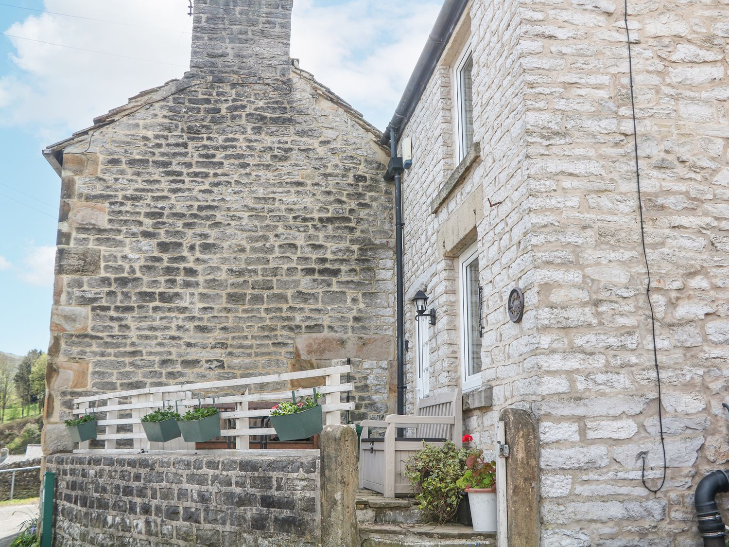 Bank Cottage - Peak District & Derbyshire - 1168722 - photo 1