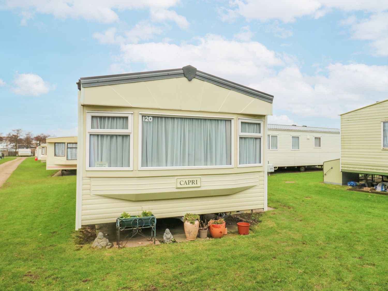 120 Caravan - Norfolk - 1170273 - photo 1