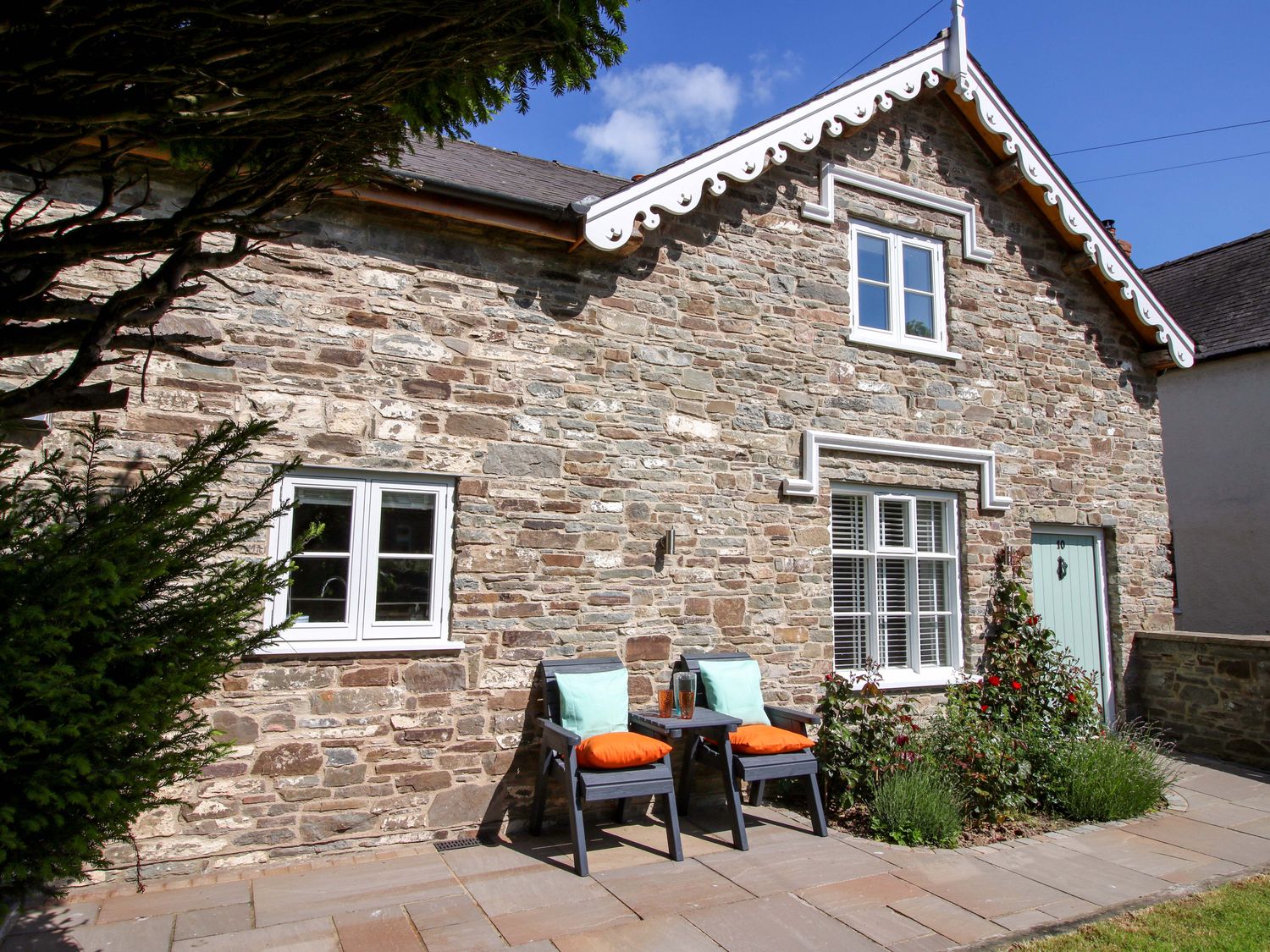 10 Bridge Street - Shropshire - 1172060 - photo 1