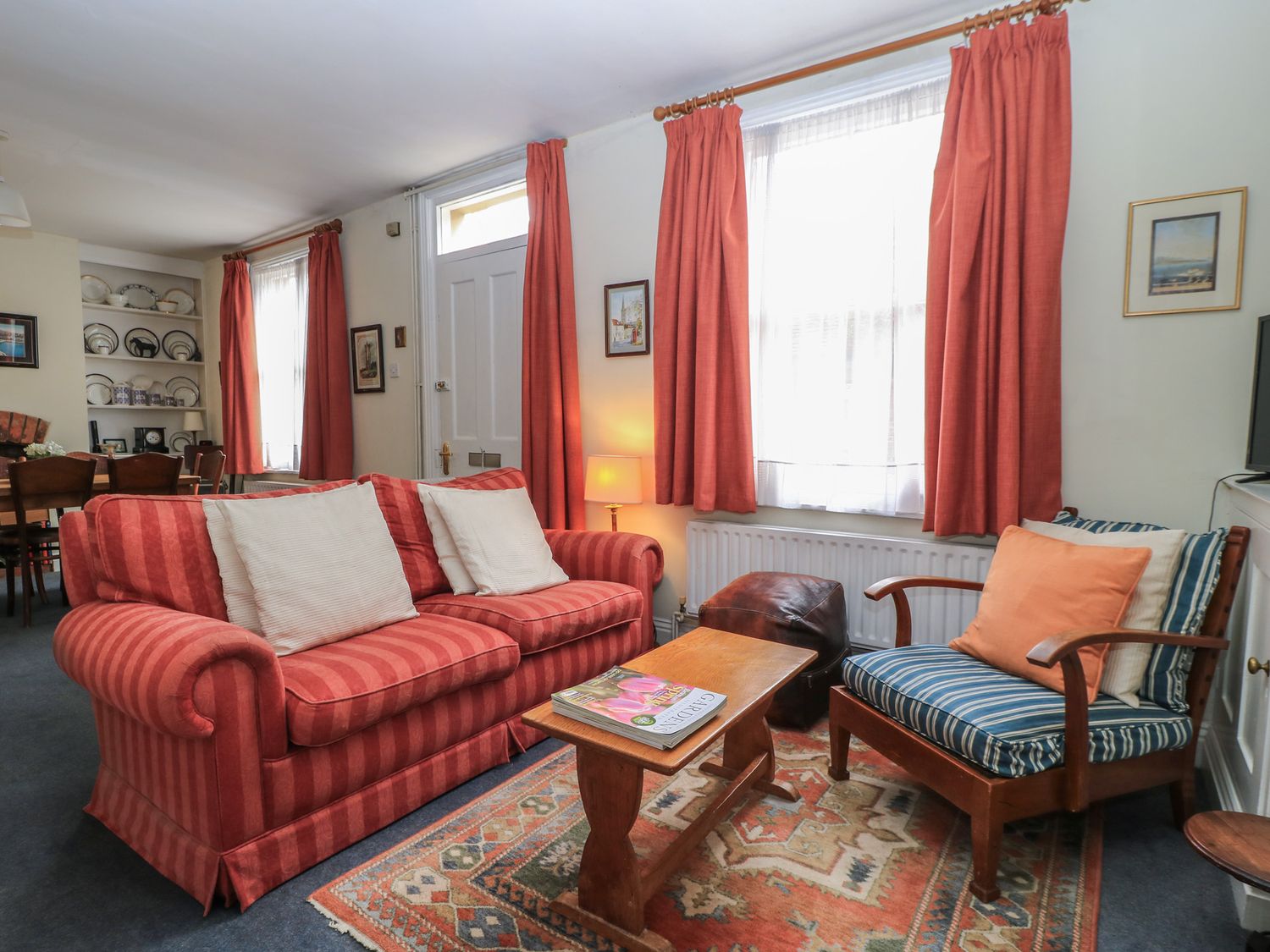 The Townhouse                     photo 2