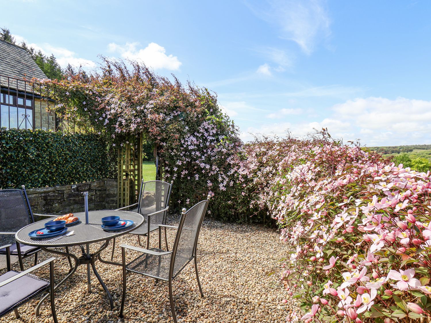 Wayside Farm Cart Cottage - North Yorkshire (incl. Whitby) - 1172540 - photo 1