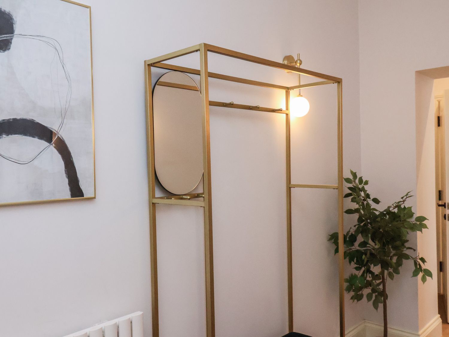 The Salisbury Apartment 301                     photo 26