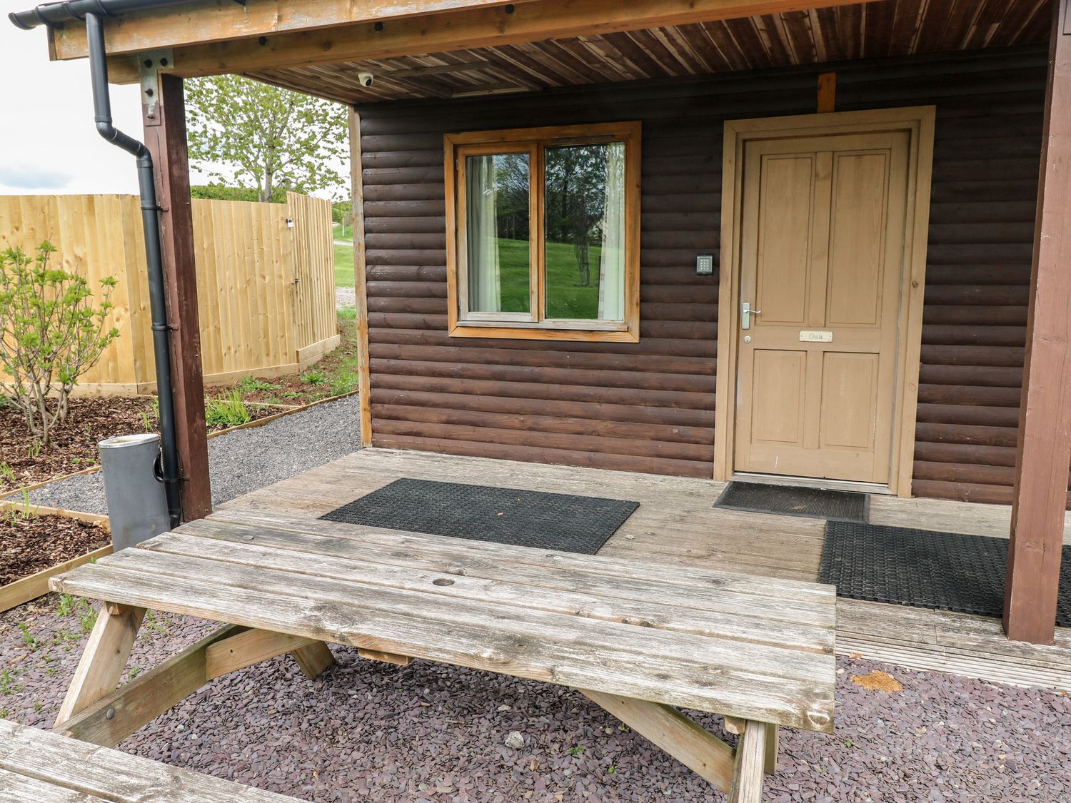 Oak - South Wales - 1173981 - photo 1