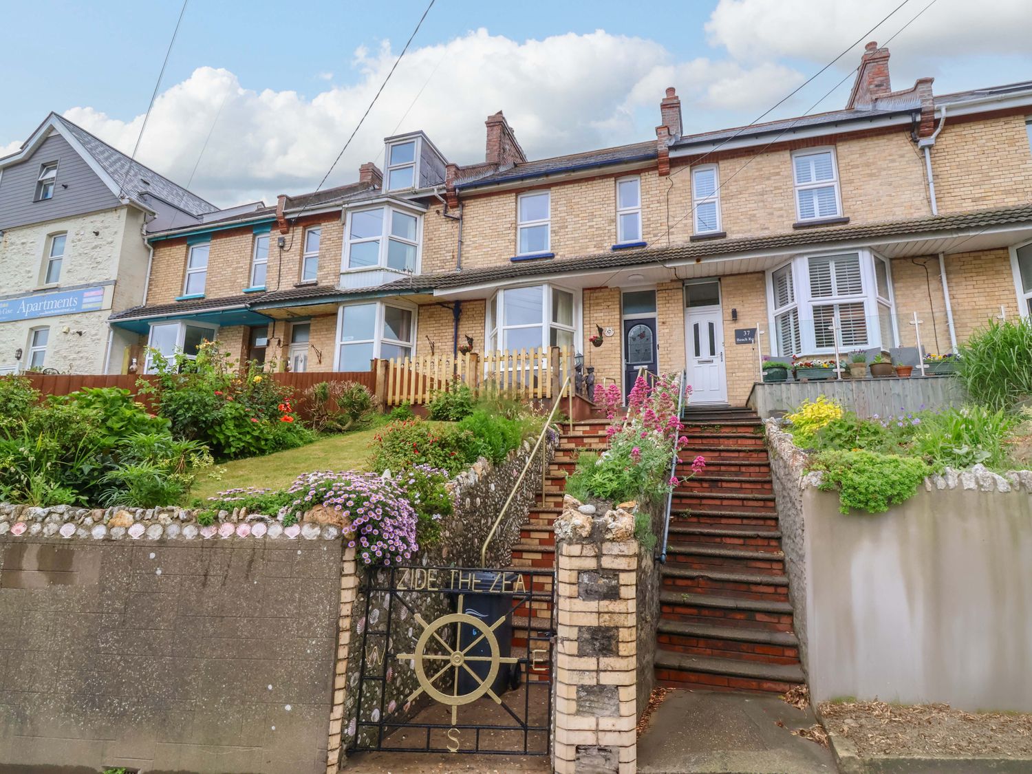 A house with steps and garden at Zide the Zea in Hele Bay, Ilfracombe