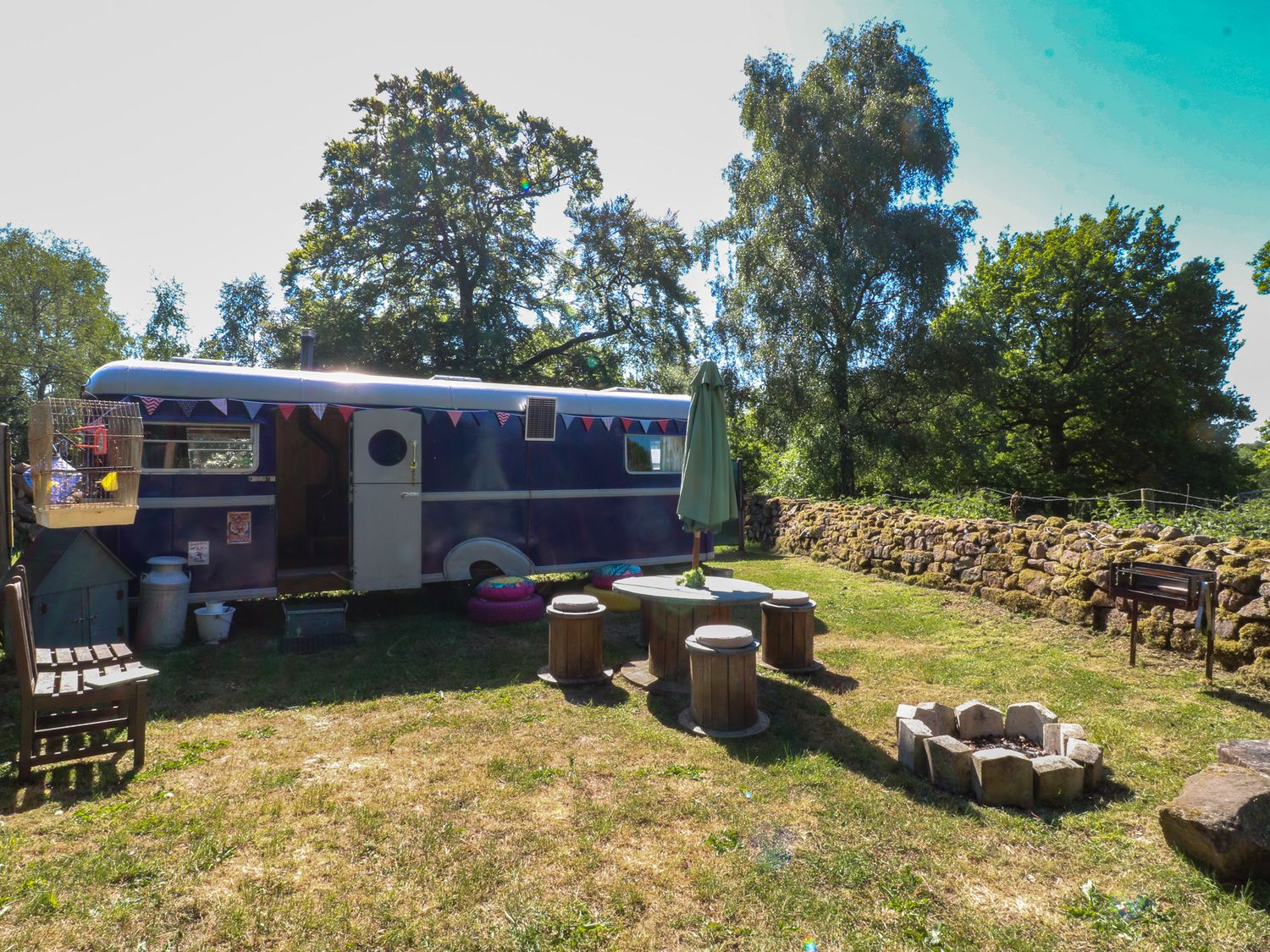 The Greatest Showman - Peak District & Derbyshire - 1175530 - photo 1