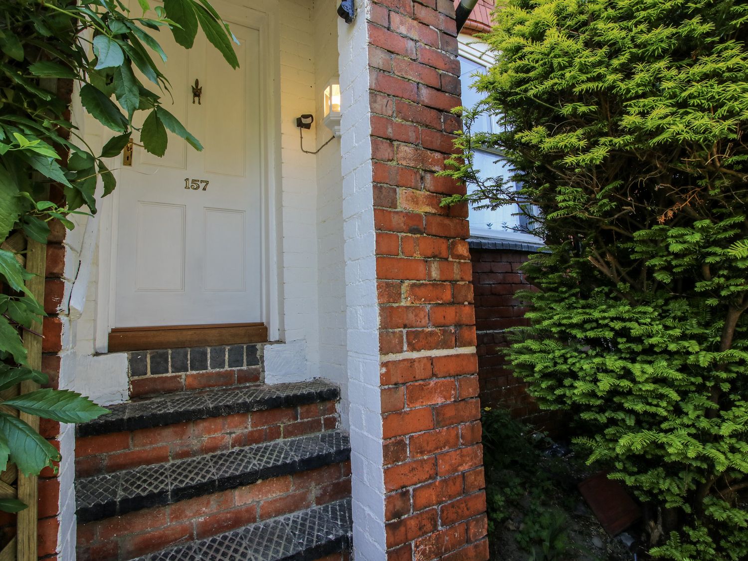 157 Watling Street South - Shropshire - 1178086 - photo 1