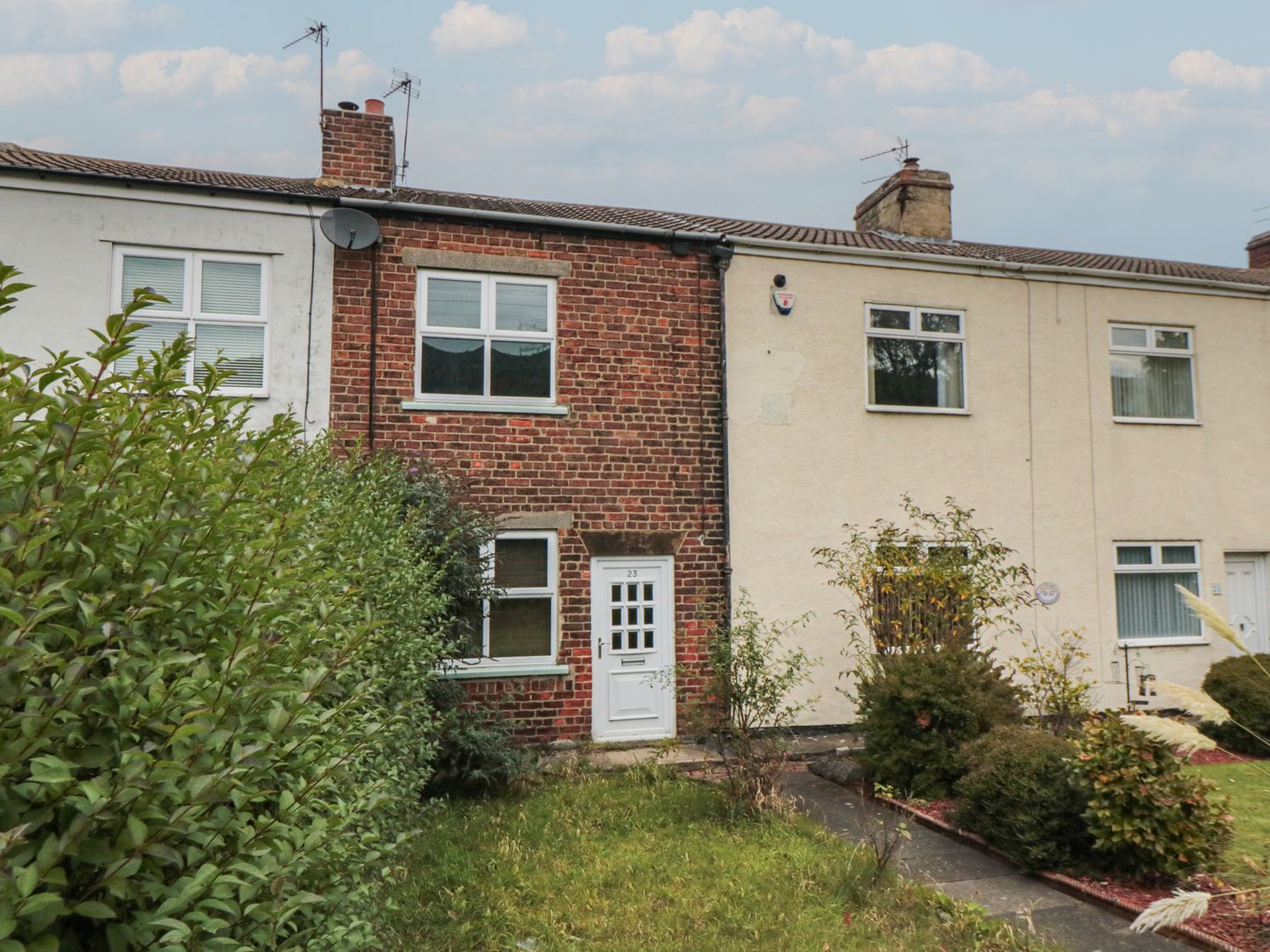 A house with a garden at 23 South Lackenby