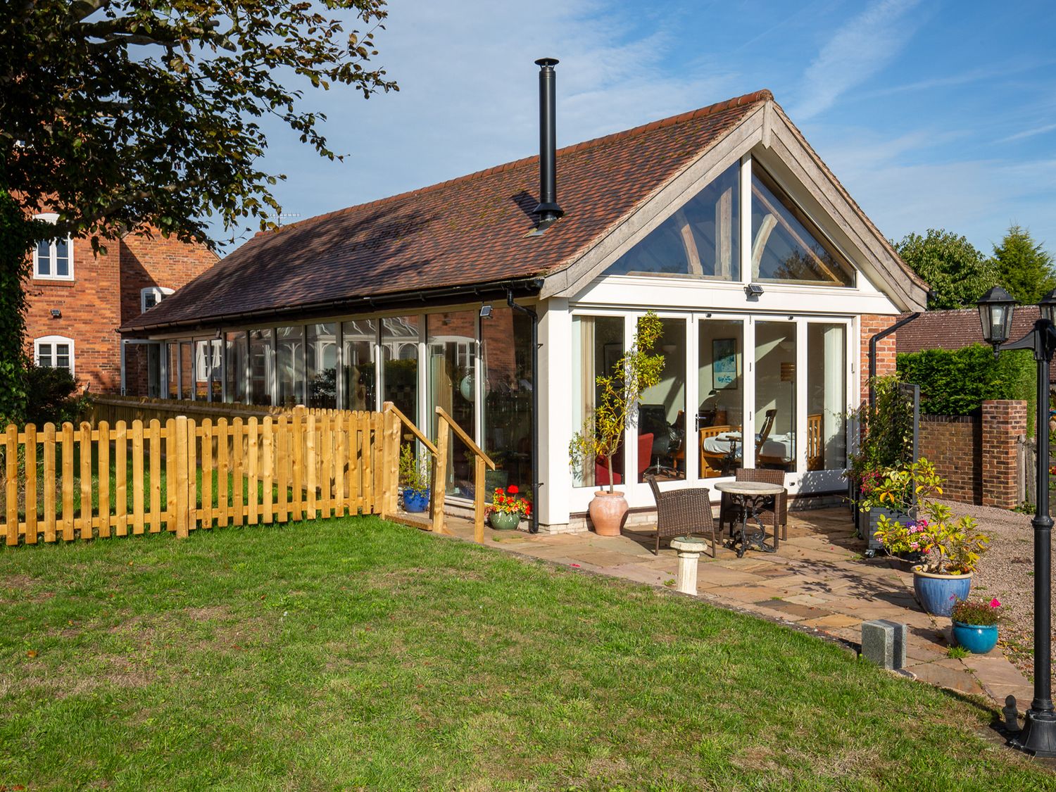 Nature's Lodge - Cotswolds - 1184756 - photo 1