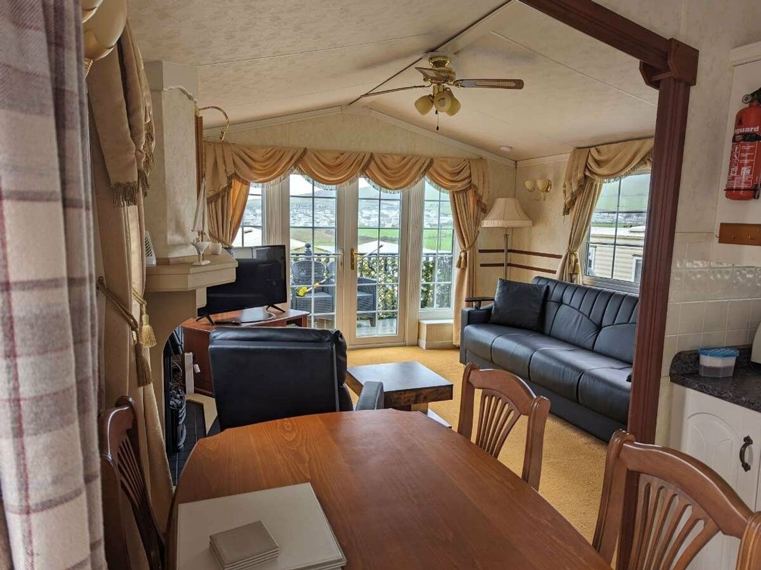 Clarach Bay Holiday Village - Holiday Accommodation 10536 - Mid Wales - 1184921 - photo 1