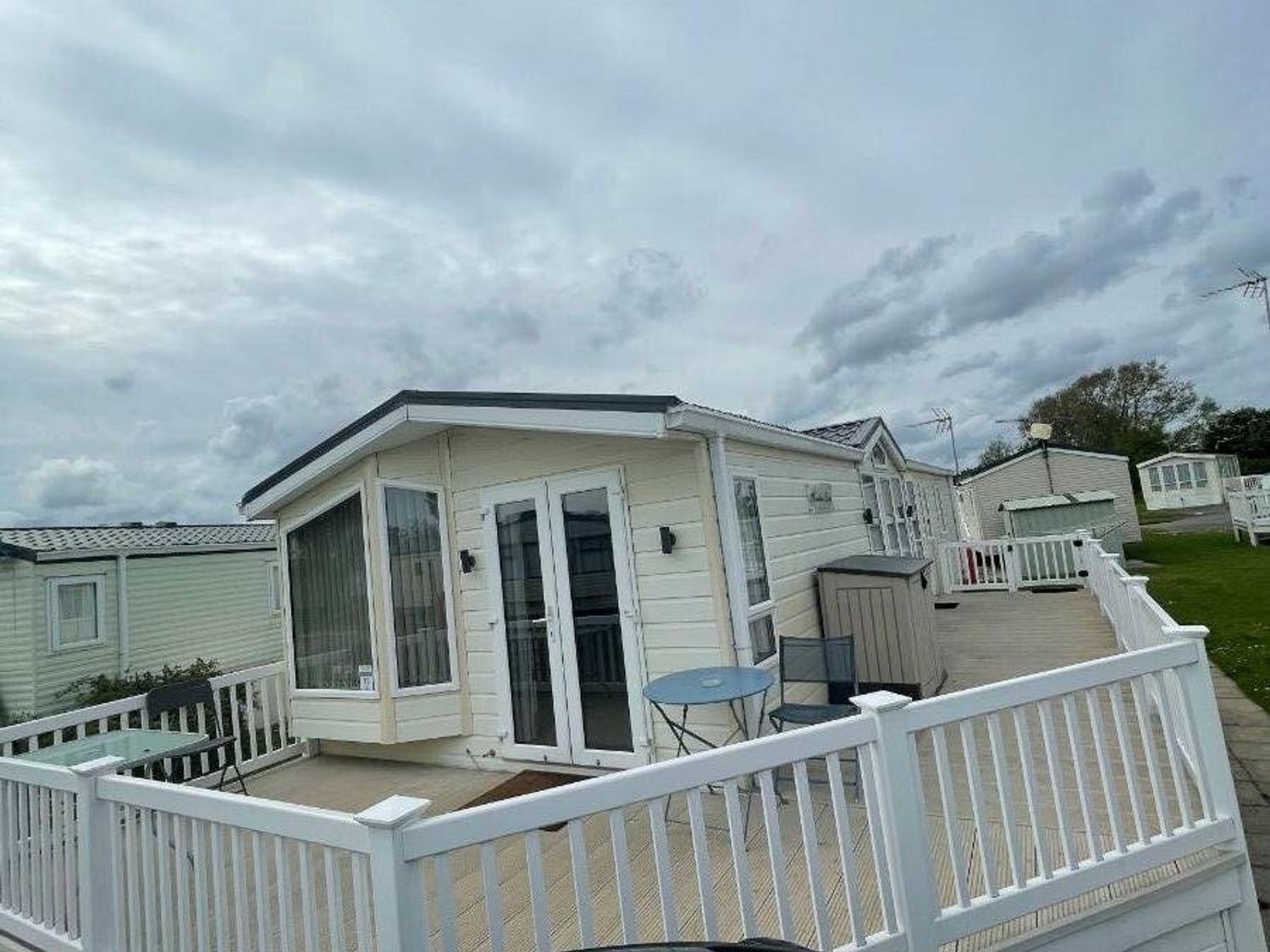 Naze Marine Holiday Park - Holiday Accommodation 11257 - Suffolk & Essex - 1185031 - photo 1