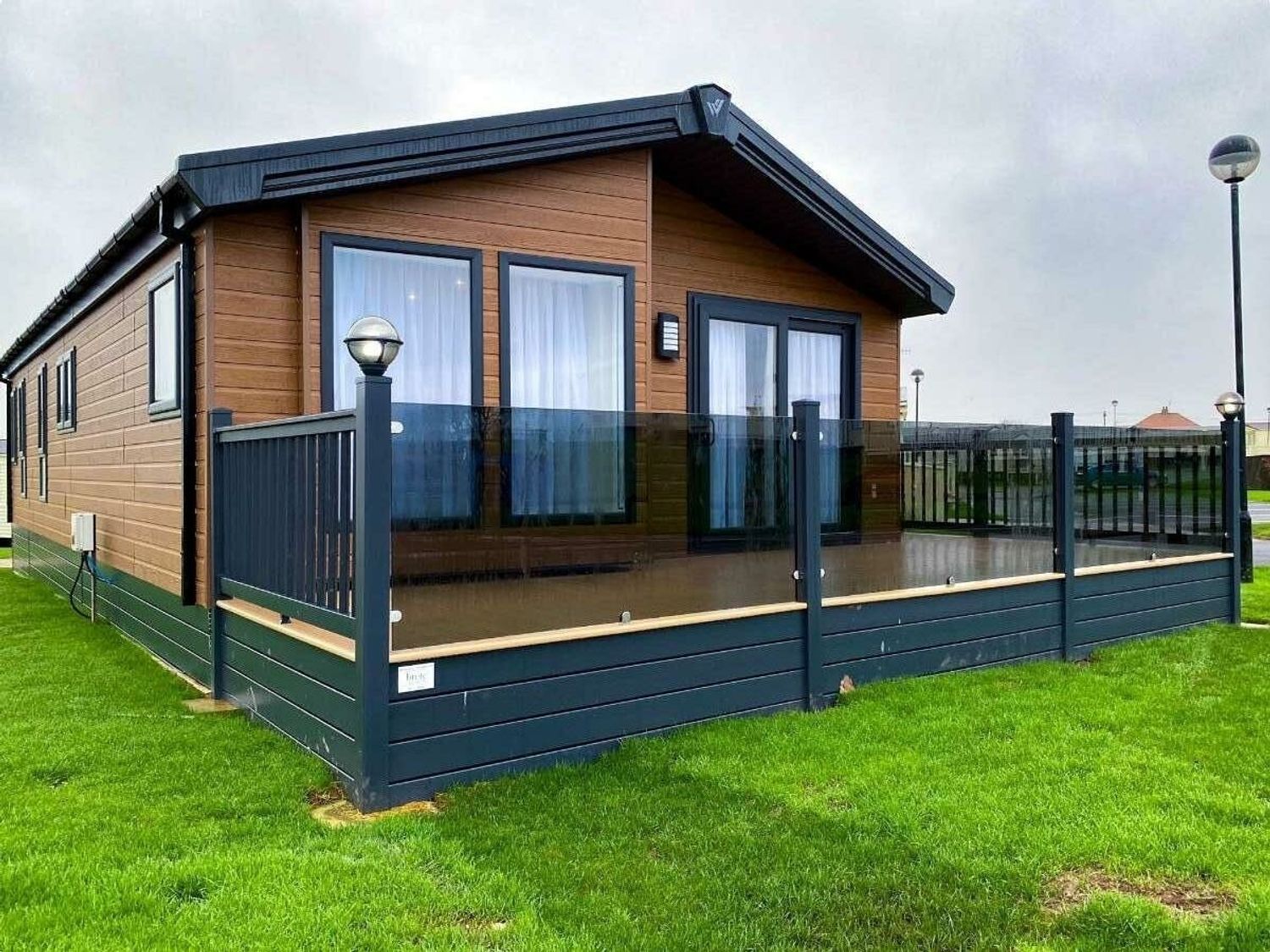 Cayton Bay Caravan Park - Holiday Accommodation 12610 - North Yorkshire (incl. Whitby) - 1185225 - photo 1