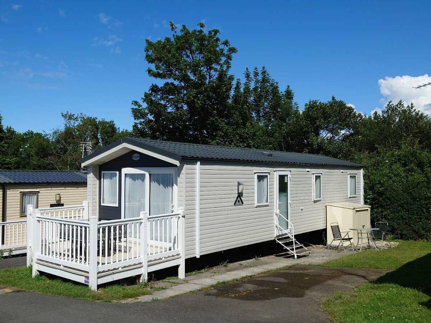 Quay West Holiday Park - Holiday Accommodation 12990 - Mid Wales - 1185281 - photo 1